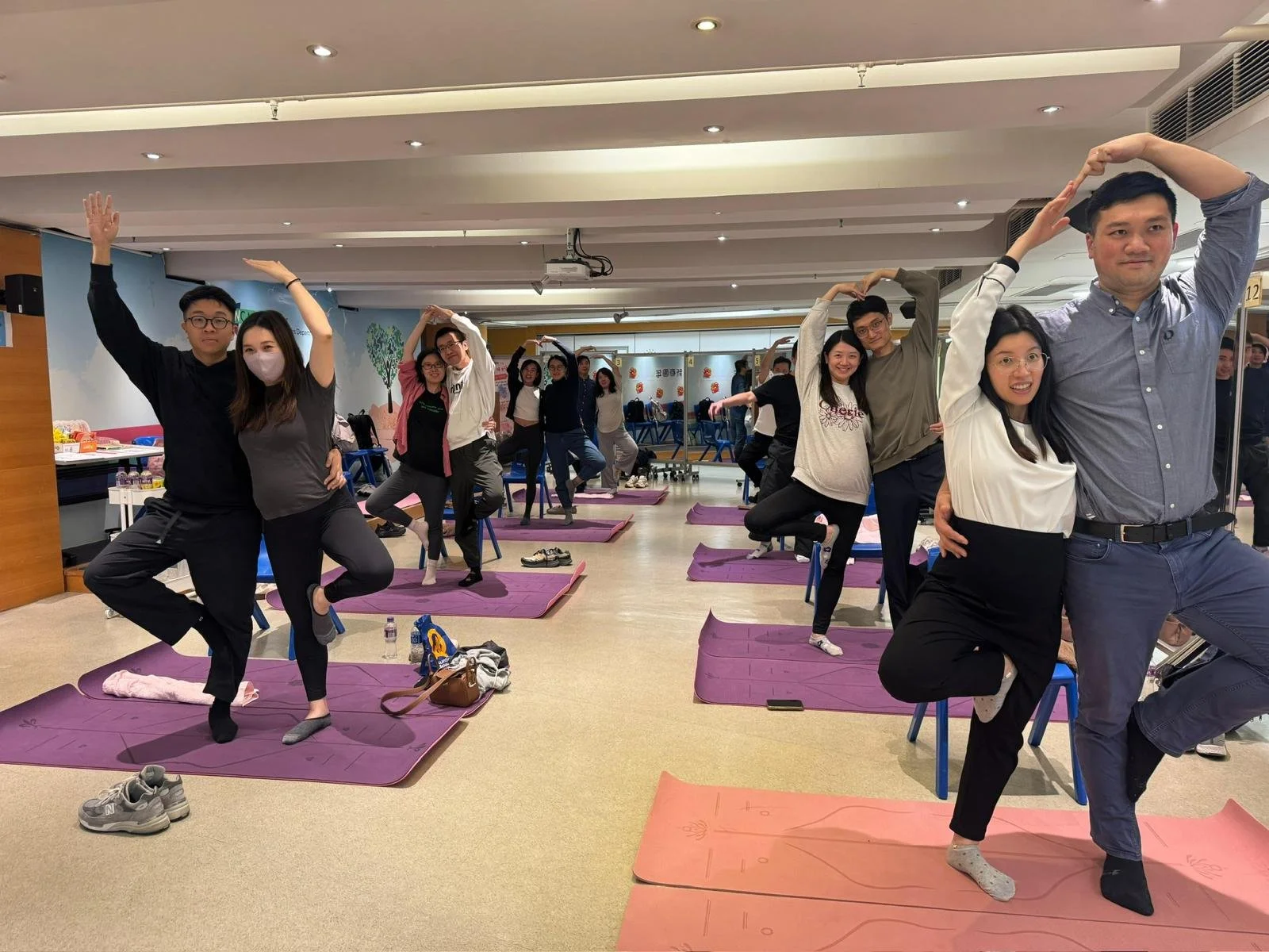  Prenatal Couple Stretch | 孕婦夫婦拉筋