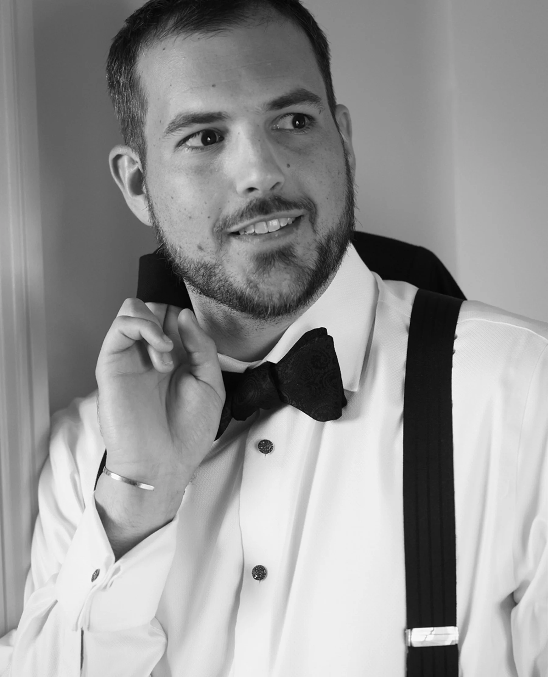 Gelinas Wedding106 grayscale.jpg