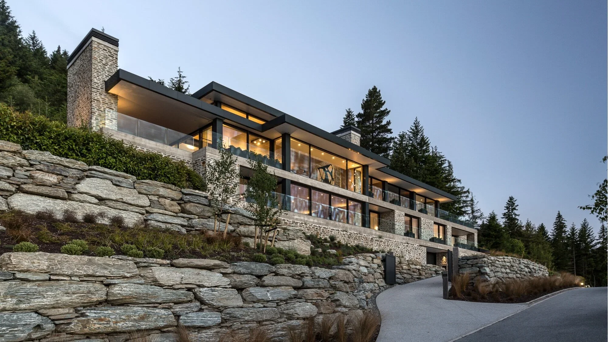 Mason%26Wales-Stelvio-The-Peak-House-Queenstown-Houses-Contemporary-Hero.webp