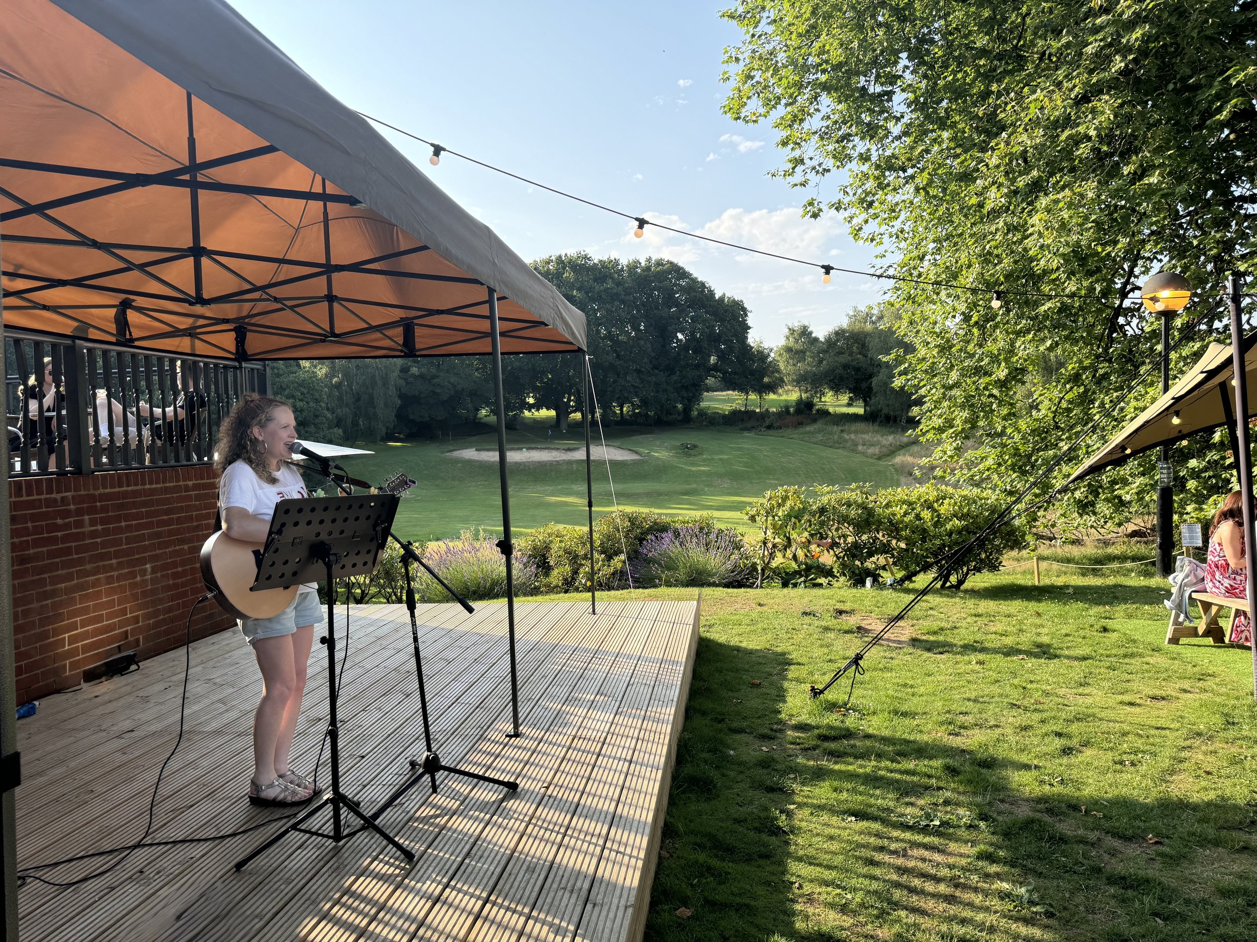 Birdies Open Mic Night