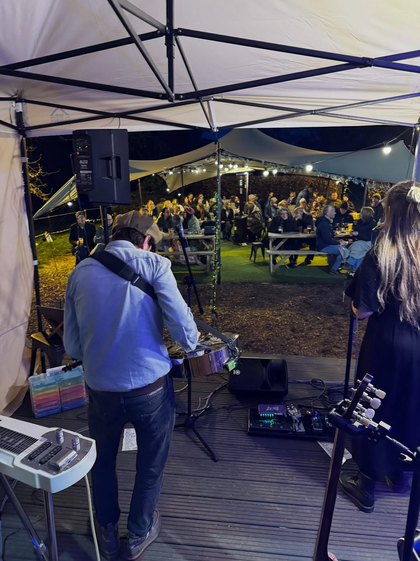 Thank you so much to everyone who came along and supported us tonight 🙌

What a great evening at Birdies with Lost Post and Ella Bish delivering absolutely awesome live music from start to finish 🎶

And a big thank you to Sprinkle of Saffron, servi