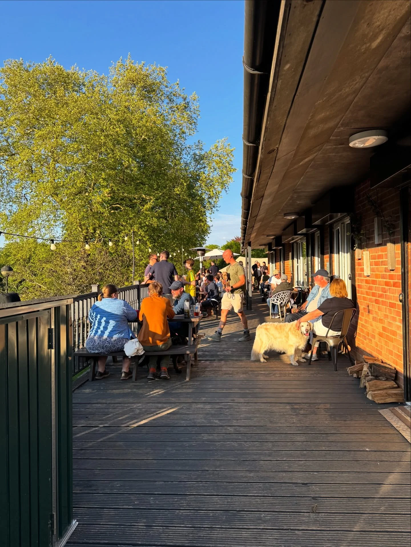 A beautiful evening at Birdies and such a great turnout for the live music tonight ☀️

Thank you so much for supporting not just us, but the people we love working with, our musicians, our guest food trucks and of course our brilliant team. It genuin