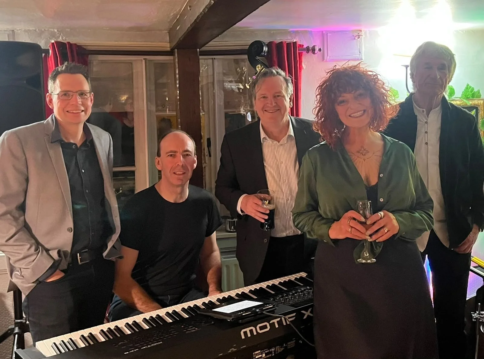 Live Music - The Jazz Club 5