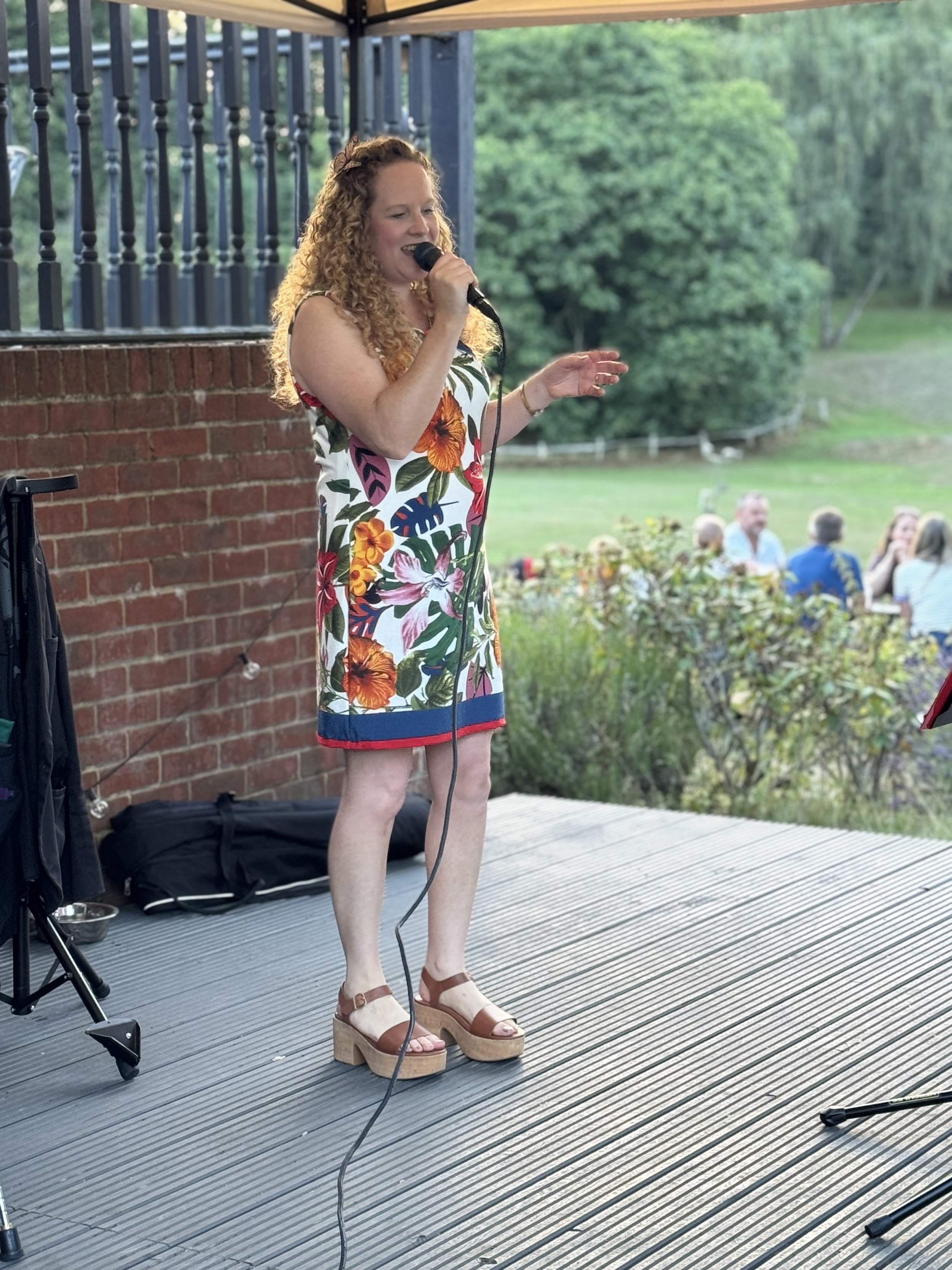 Live Music - Anna Stewart