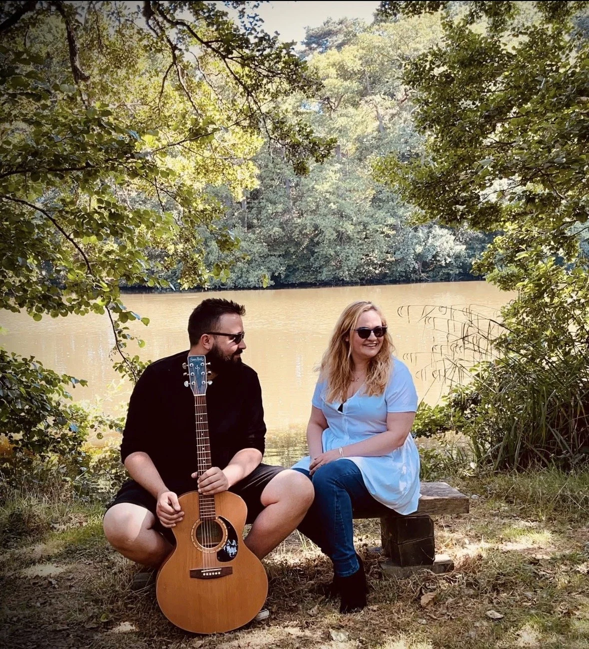 Live Music - Chloe & Tom Acoustic duo