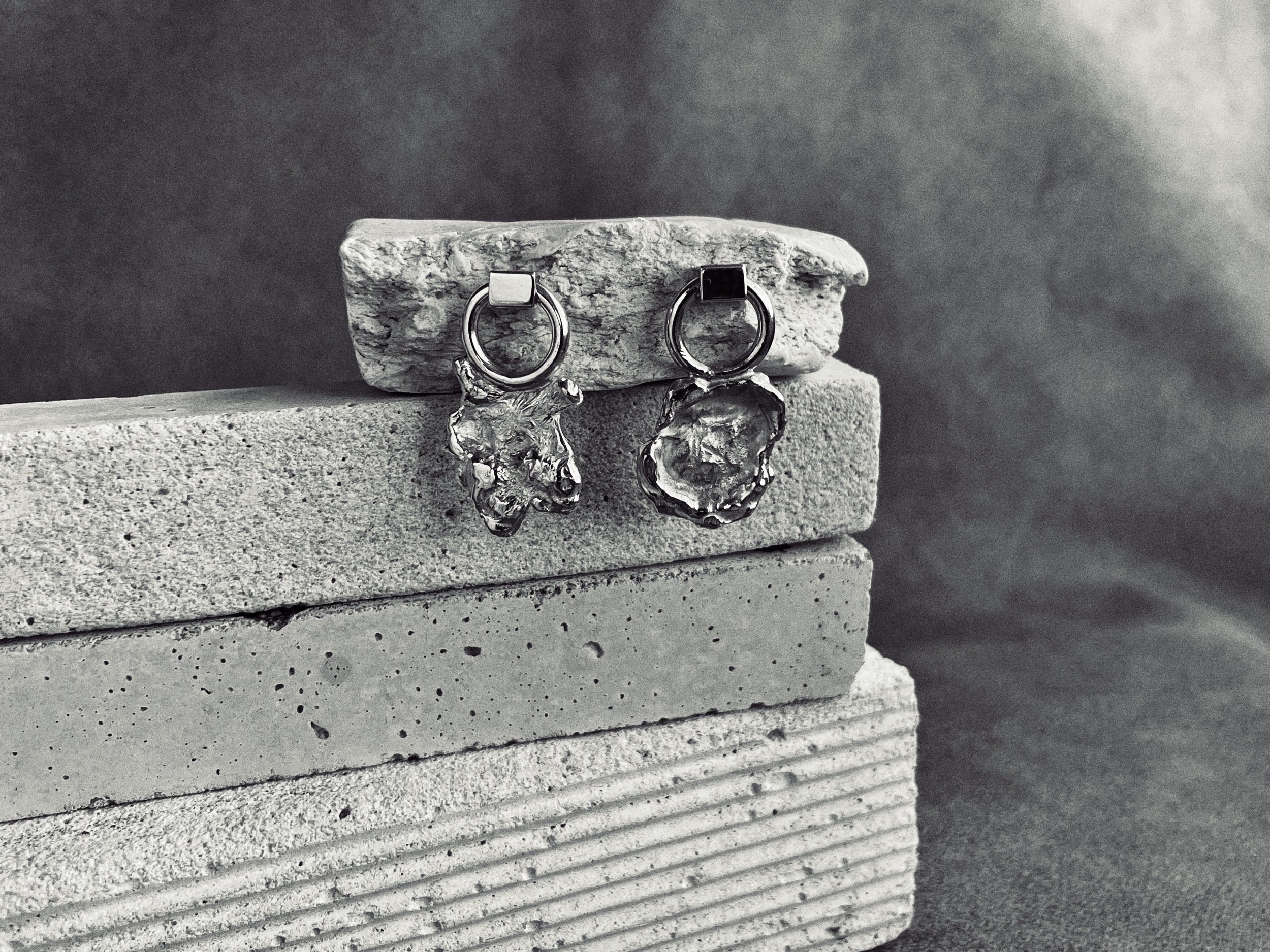 Water Cast Scarpa Earrings