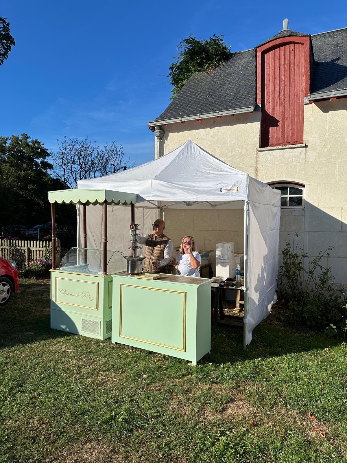salon-de-fretay-2026-stand-glaces-fontaine-chocolat-communs.jpeg