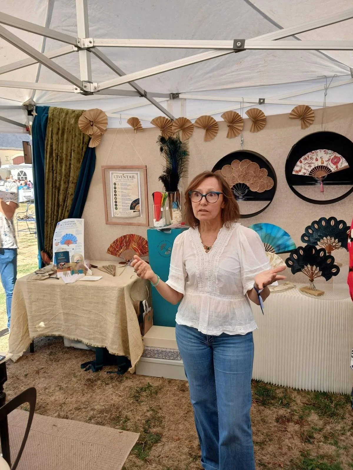 salon-de-fretay-2026-de-li-de-dans-lair-eventailliste-stand.jpeg