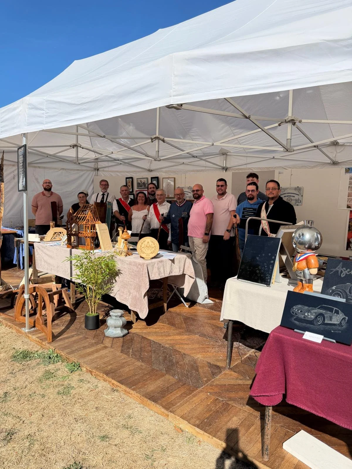 salon-de-fretay-2026-compagnons-du-devoir-stand-vue-ensemble.jpeg