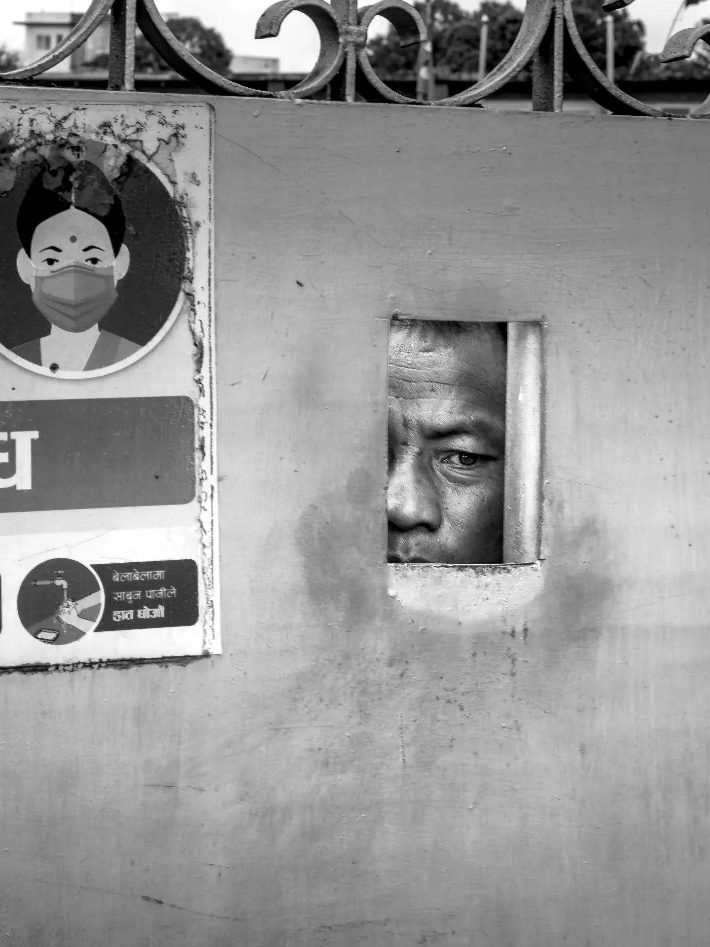 ✨ Wandering Focus #31: Walking through Kathmandu yesterday, I found myself drawn to the sites where recent upheaval unfolded. What struck me most was the sight of police officers returning to their damaged and partially rebuilt stations&mdash;a power