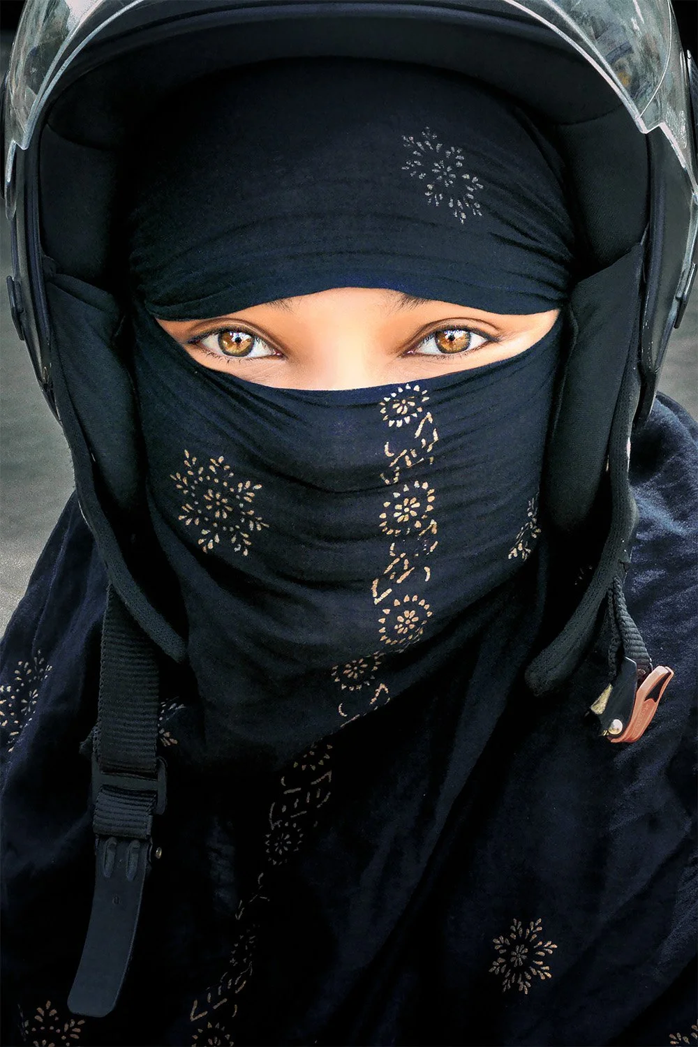 Eyes that don't need a face.