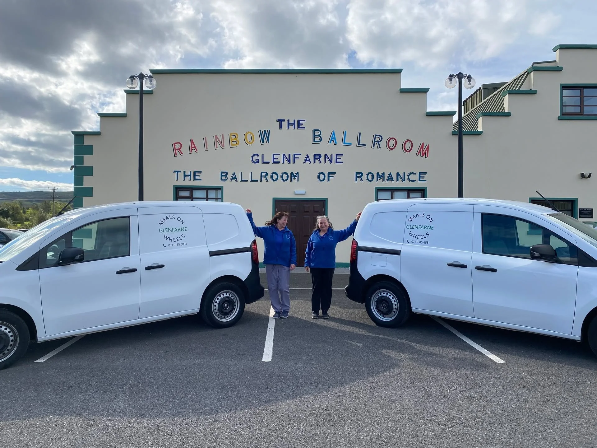 We're over the moon with our Meals on Wheels vans, kitted out in the Meals on Wheels Glenfarne logos! Helping us stand out in the community as our drivers deliver to our wonderful clients.
Big thank you to PK Motors for sponsoring the work on the van