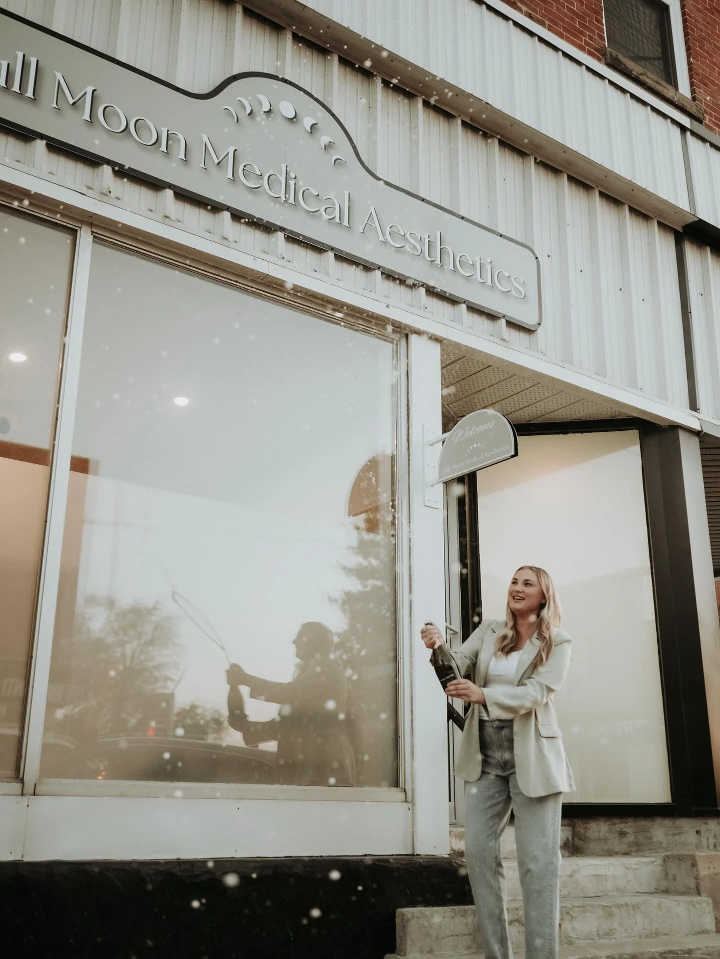 ✨ O N E  Y E A R ✨
of Full Moon 🥹🤍

This past year has been filled with growth, learning, &amp; so many beautiful connections.
To all of my amazing clients &mdash; thank you for allowing me to do what I love. 
Here&rsquo;s to many more years of hel