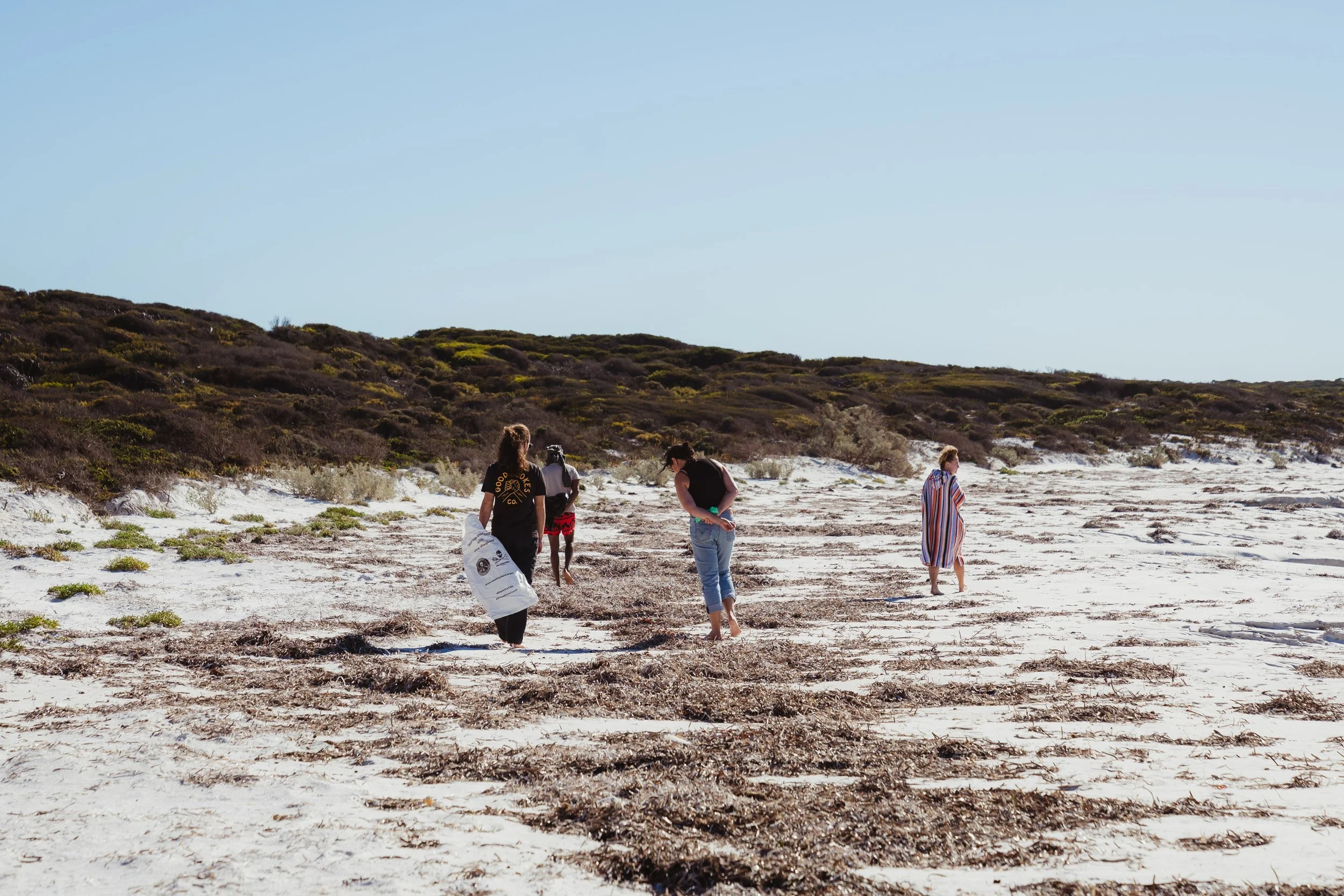 Event-BluebackBeachCleanup-June24-3.jpg