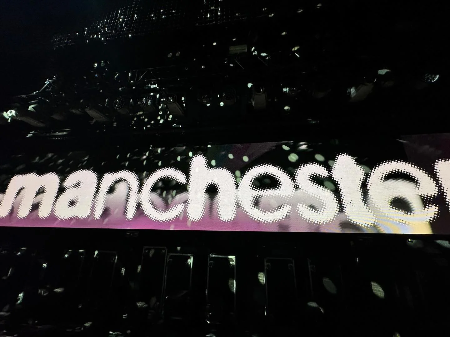 MANCHESTER:DRIFT with @underworld 
1: Love is the people electric can&rsquo;t be bought don&rsquo;t look away. 

2: Between buildings like weeds history remembers. 

3: Tied up trees with tinsel in their hair spider boy with mop and bucket. 

4: Home