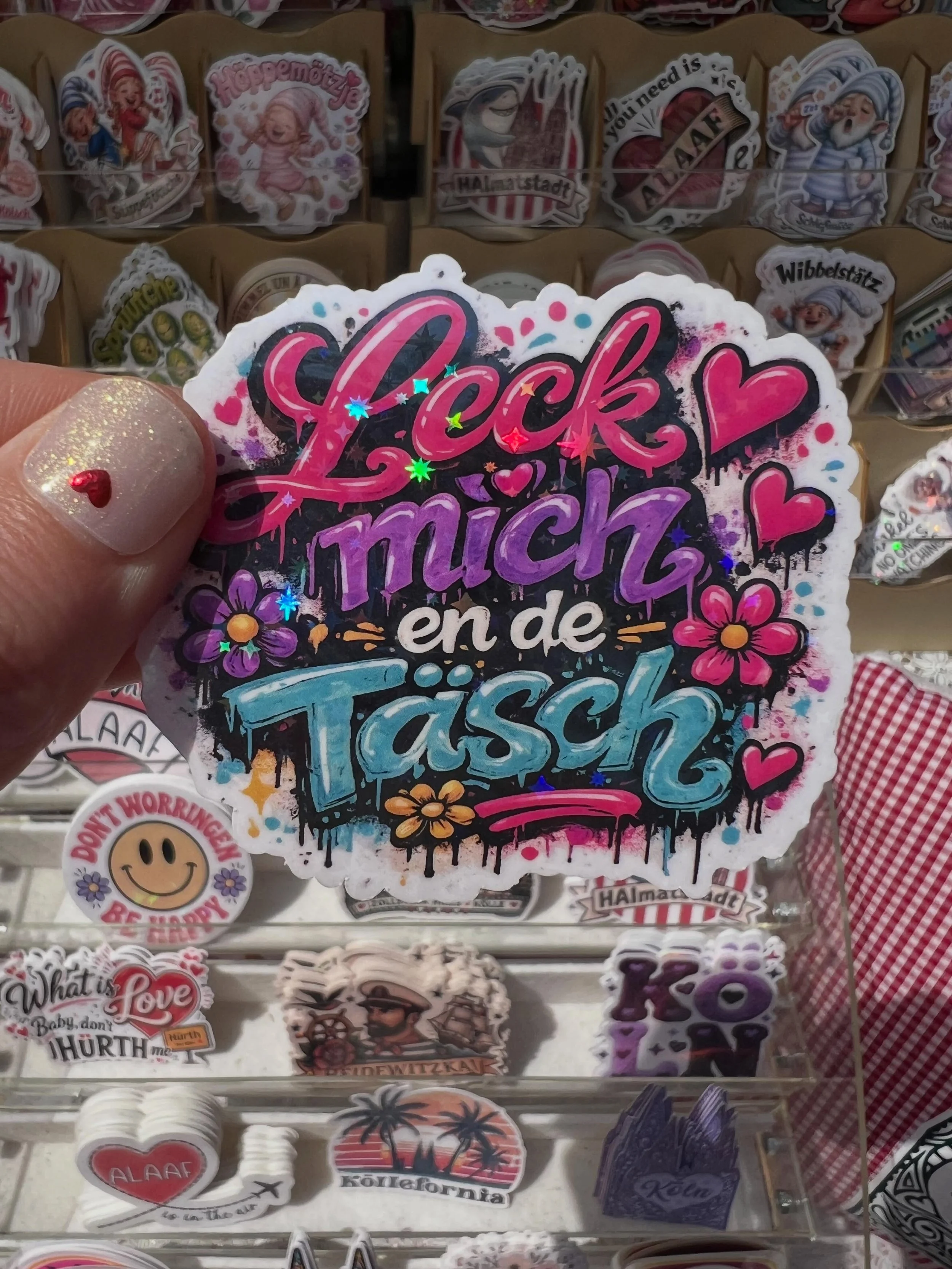 Weil ihr es so wolltet: Hier ein paar weitere Aufkleber

#stickerliebe #k&ouml;lnaufkleber #k&ouml;lschesproch #doodledom