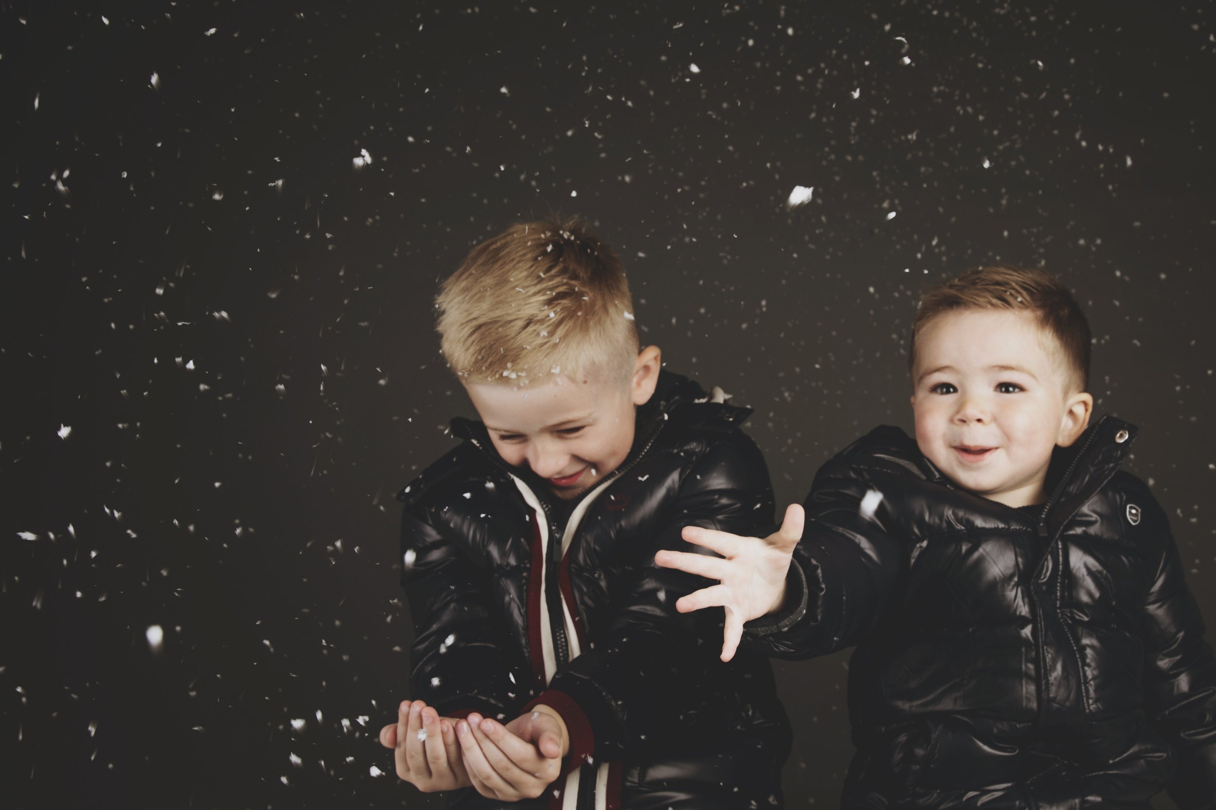 CHRISTMAS_photoshoot_SNOW_london_12.jpg