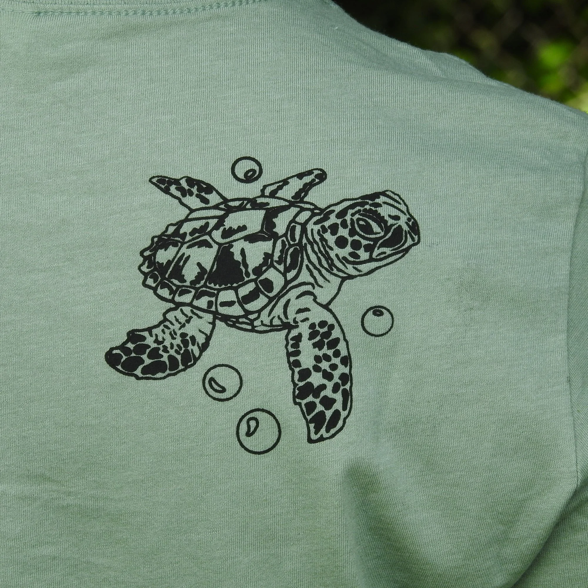 BC womens crew sea turtle anemone shoulder.jpg