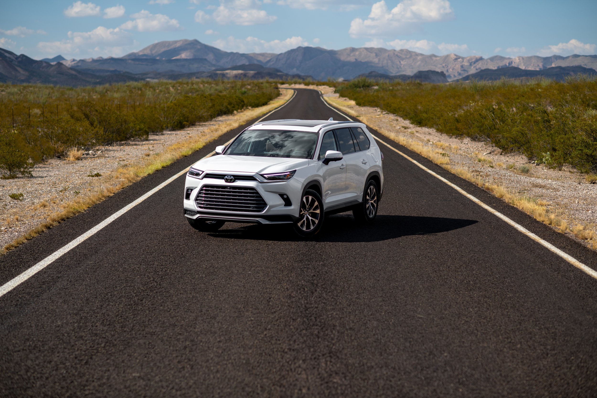 Toyota Grand Highlander CN-196-Edit copy.jpg