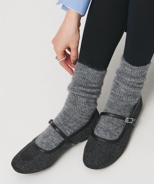 dress without heels grey socks black flats.jpg