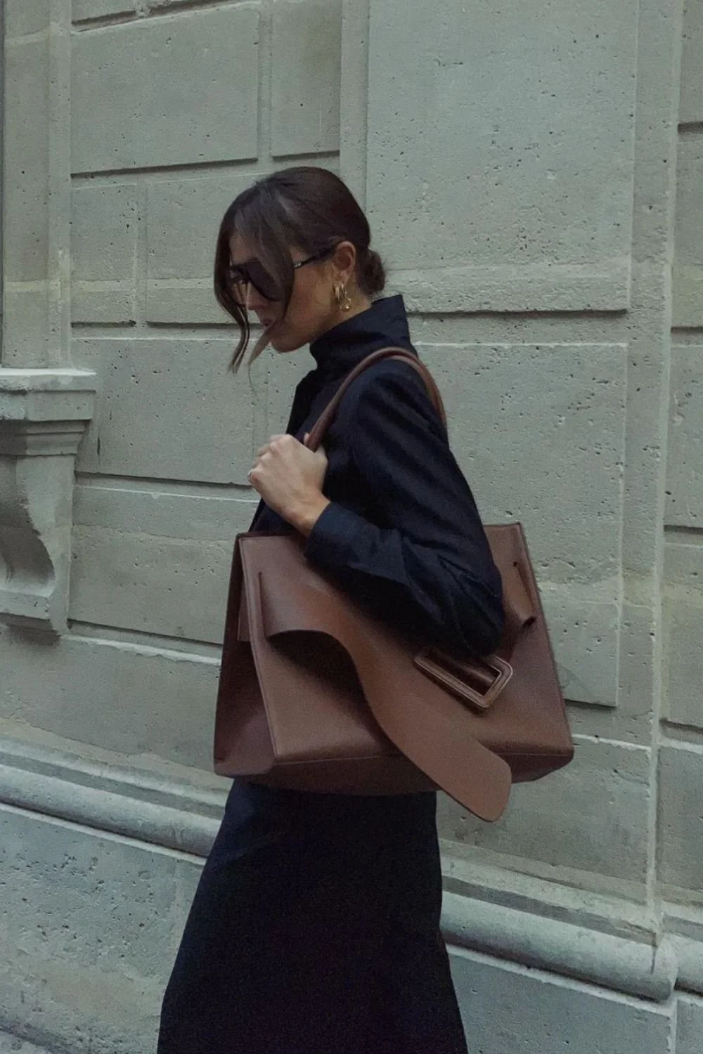 dress without heels brown bag.jpg