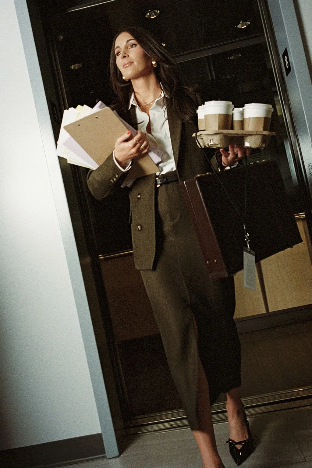 female guide to tailoring brown blazer.jpg