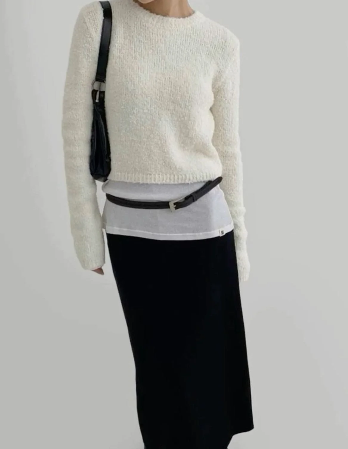 outfit proportions slim fitting skirt.jpg