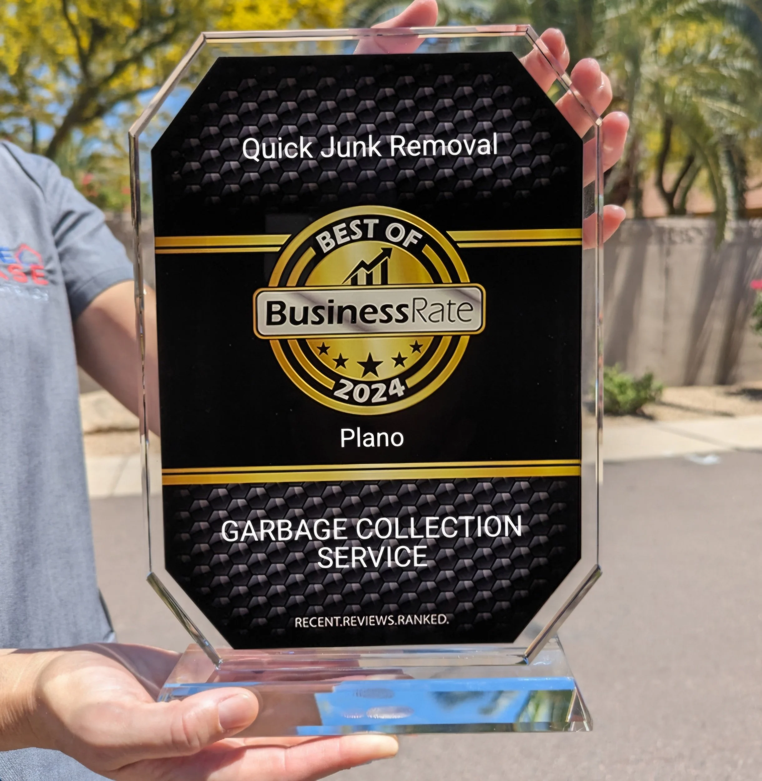 Quick Junk Removal awarded Best Garbage Collection Service in Plano, TX, by Best of Business Rage.