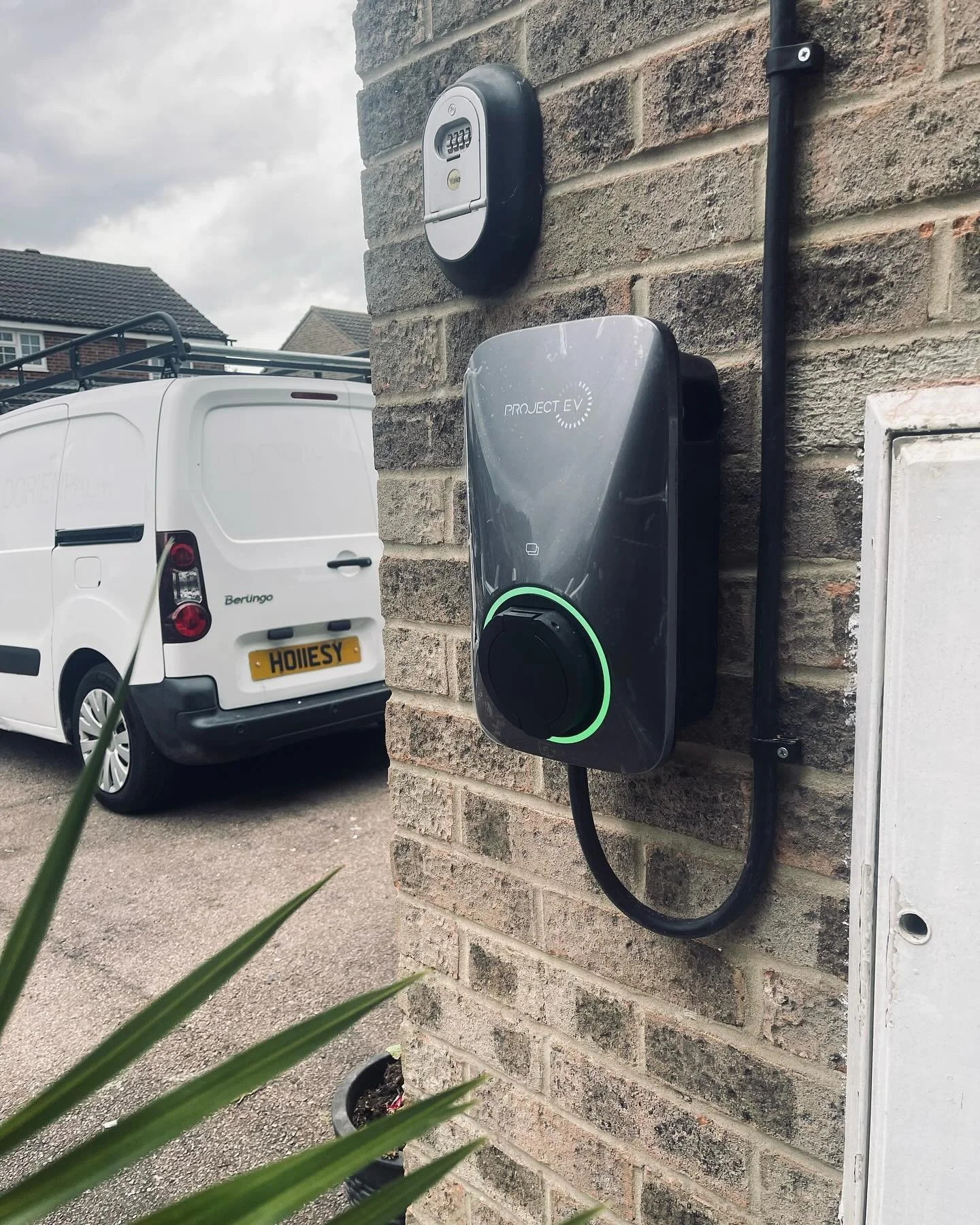 Lovely job this morning installing a Car Charger, this also came with a CT clamp to register what power the charger is using at what times.