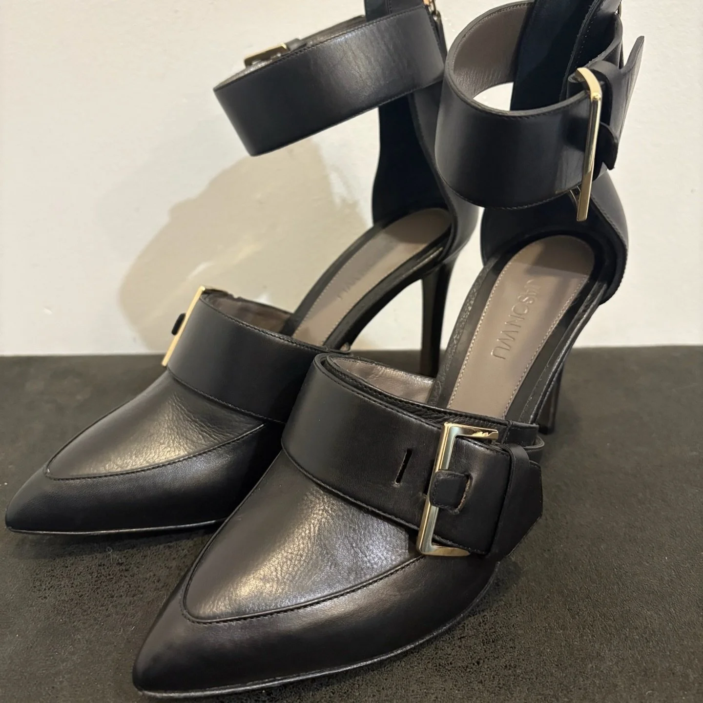 Shop #TheLuxeEra ✨