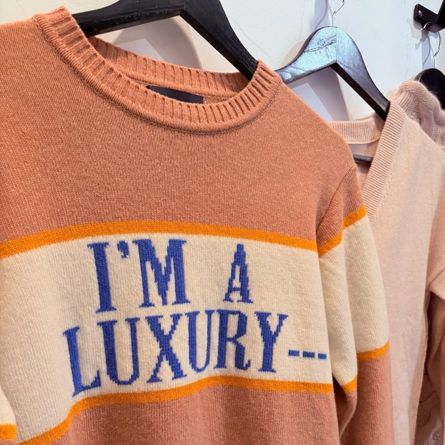 Shop #TheLuxeEra 🧡