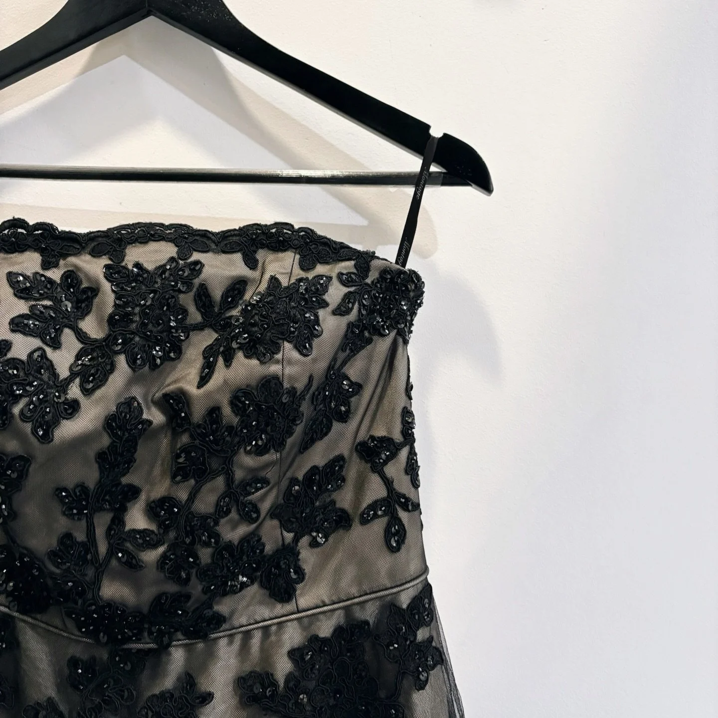 Time to refresh the spring rotation? Stop by #TheLuxeEra today 🌹