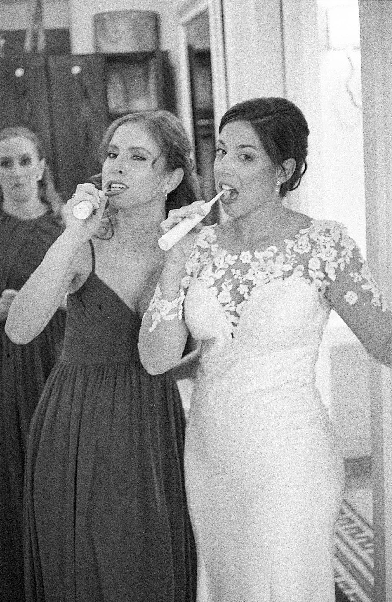 Wedding, HP5, 400iso, 18.5min, XTOL, 1-359.jpg