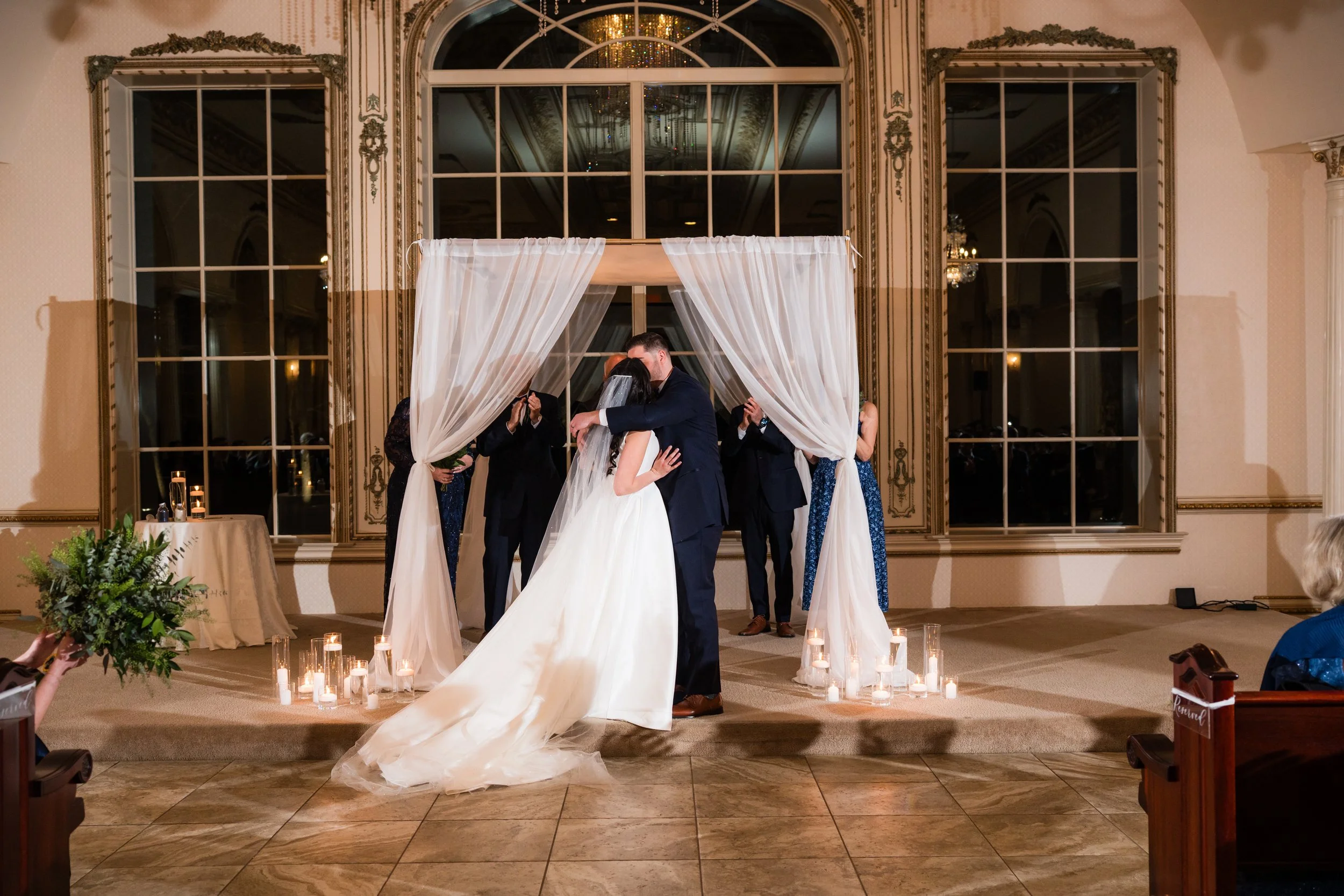 Photo: Lobando Photography / Venue: Brigalias