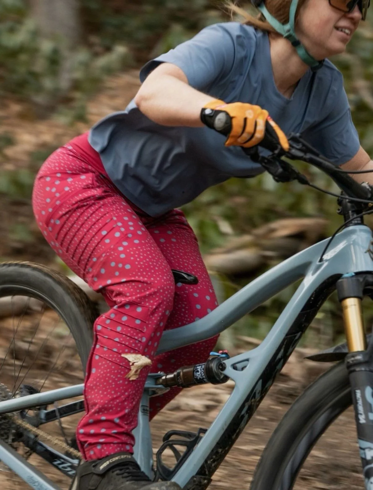 Some brands make incredible gear. These brands also help make our community stronger. We&rsquo;re incredibly grateful to have Shredly, Moonspin, and DHaRCO supporting this year&rsquo;s Sturdy Dirty.

Shredly continues to champion women riders with ap