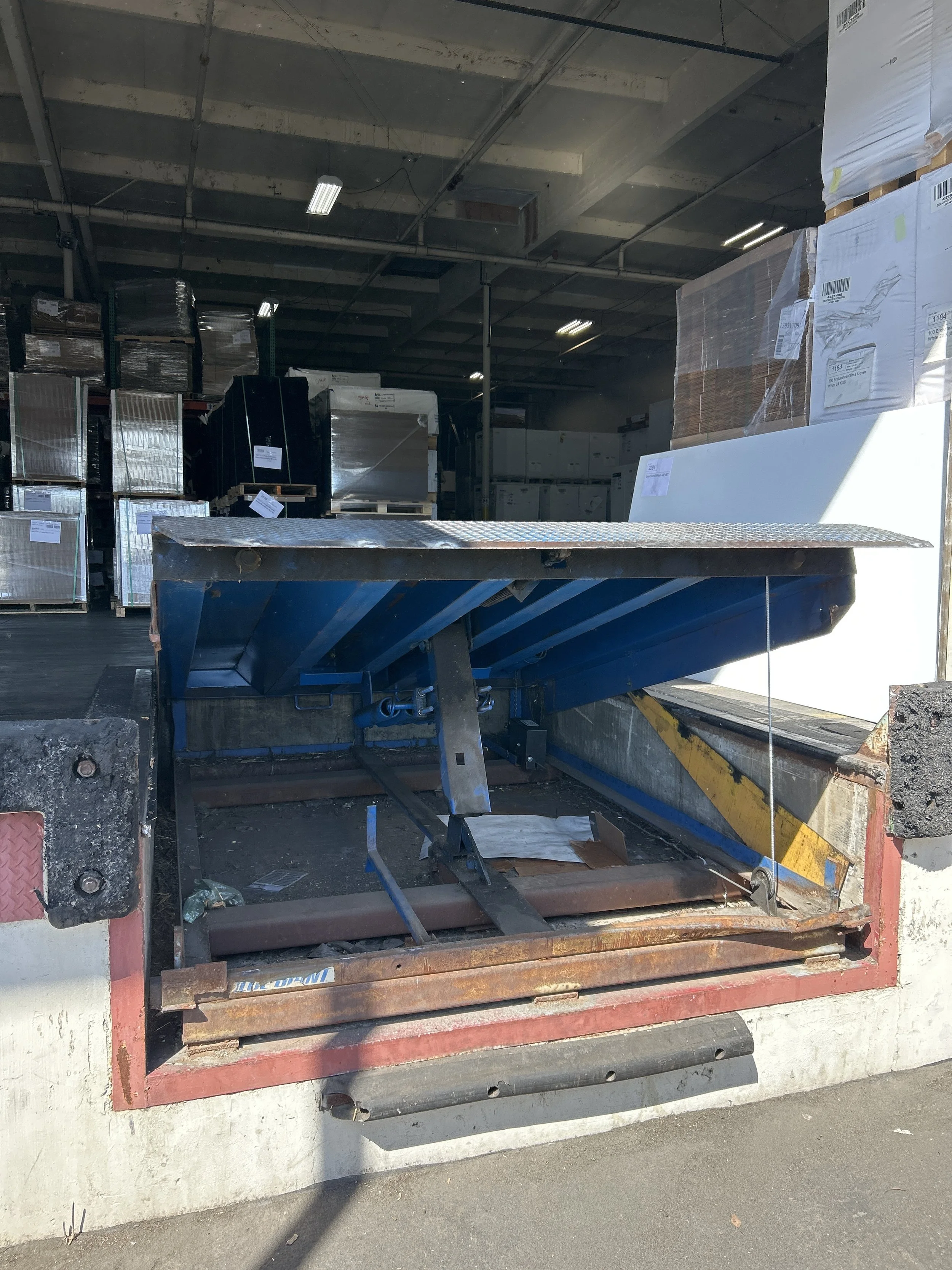 R&S Erection of Concord repaired a dock leveler in Concord, CA