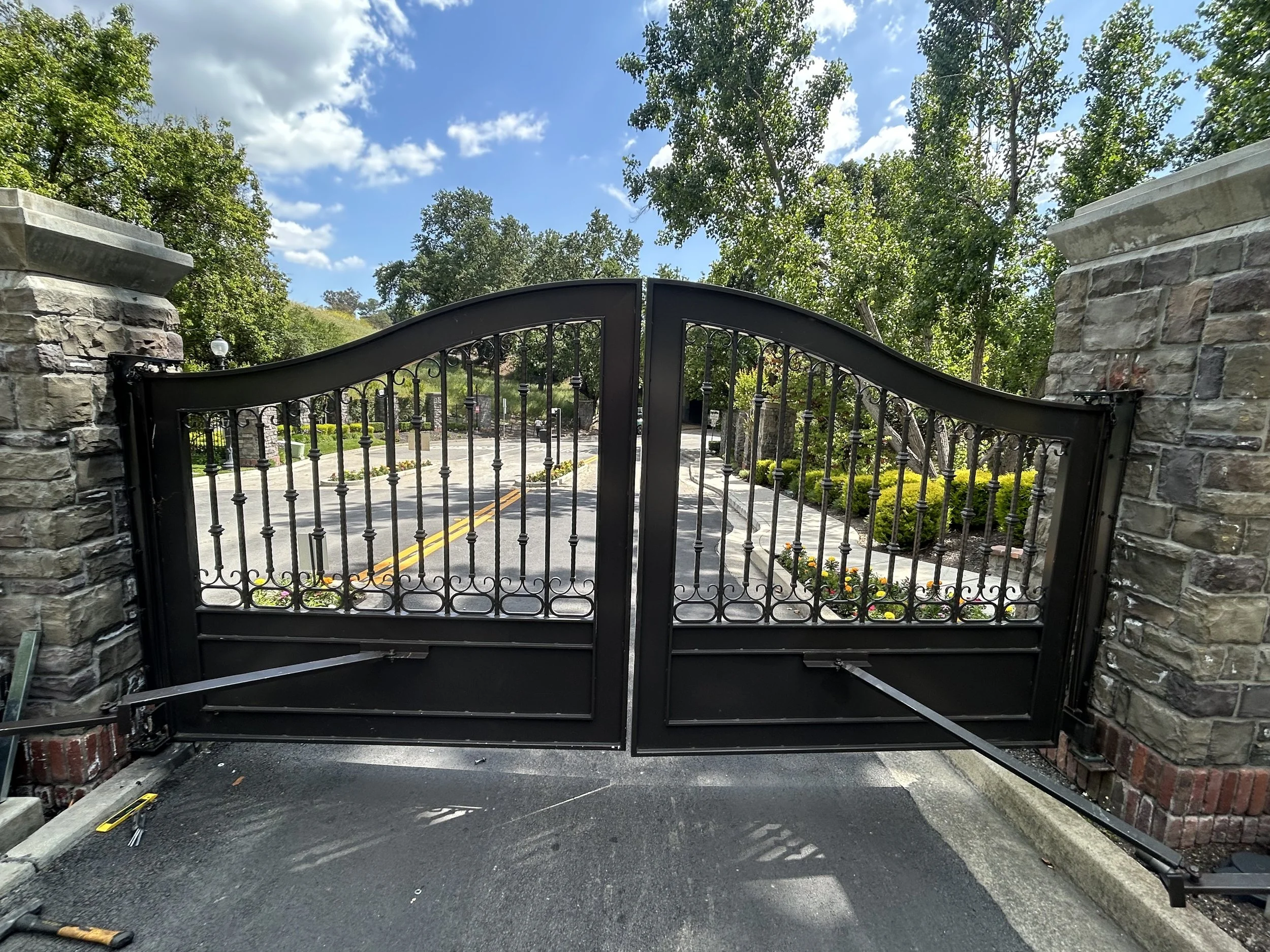 Entry gate in Danville, CA repaired by R&S Concord