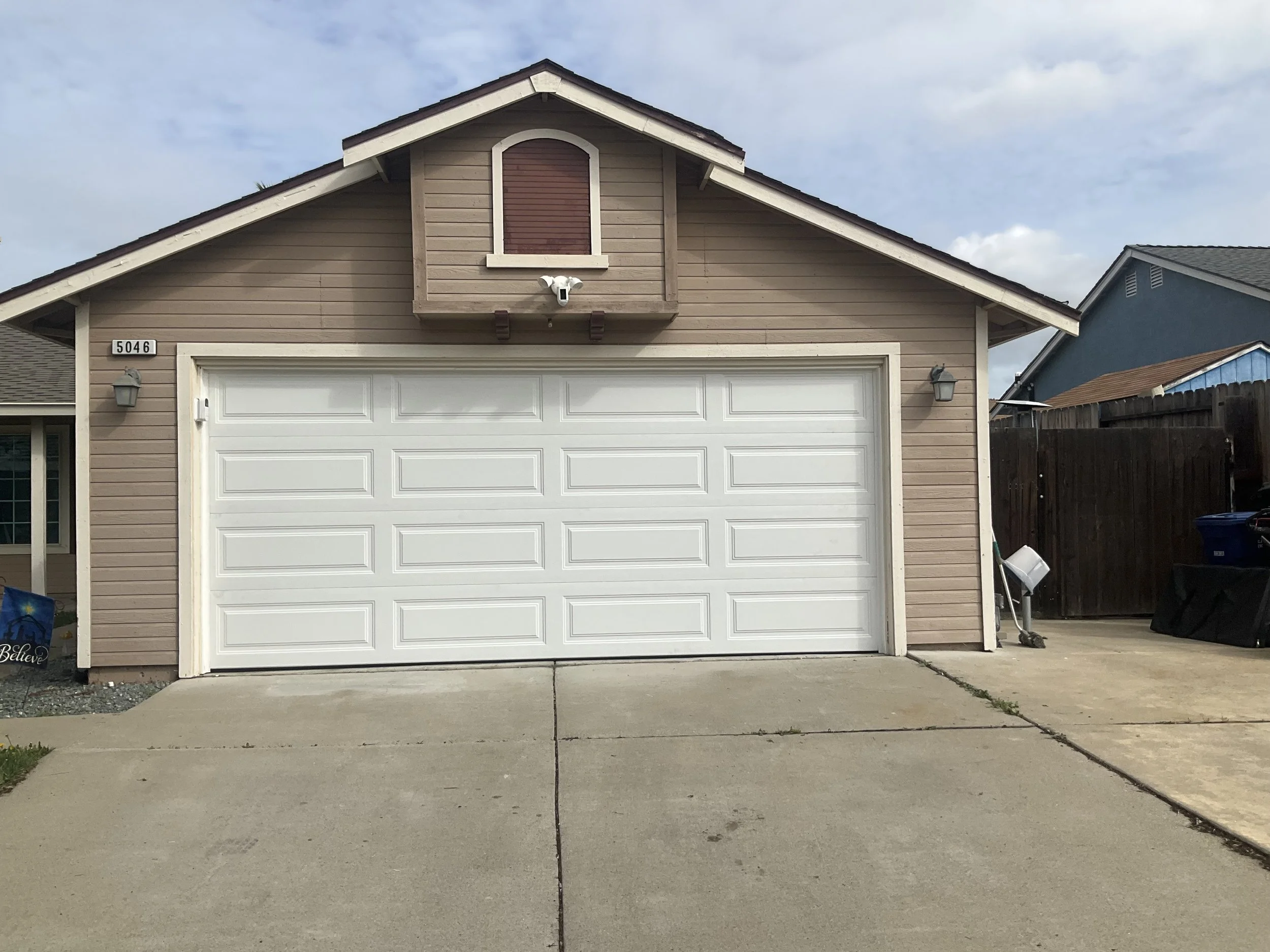 Clopay garage door installed in Oakley, CA