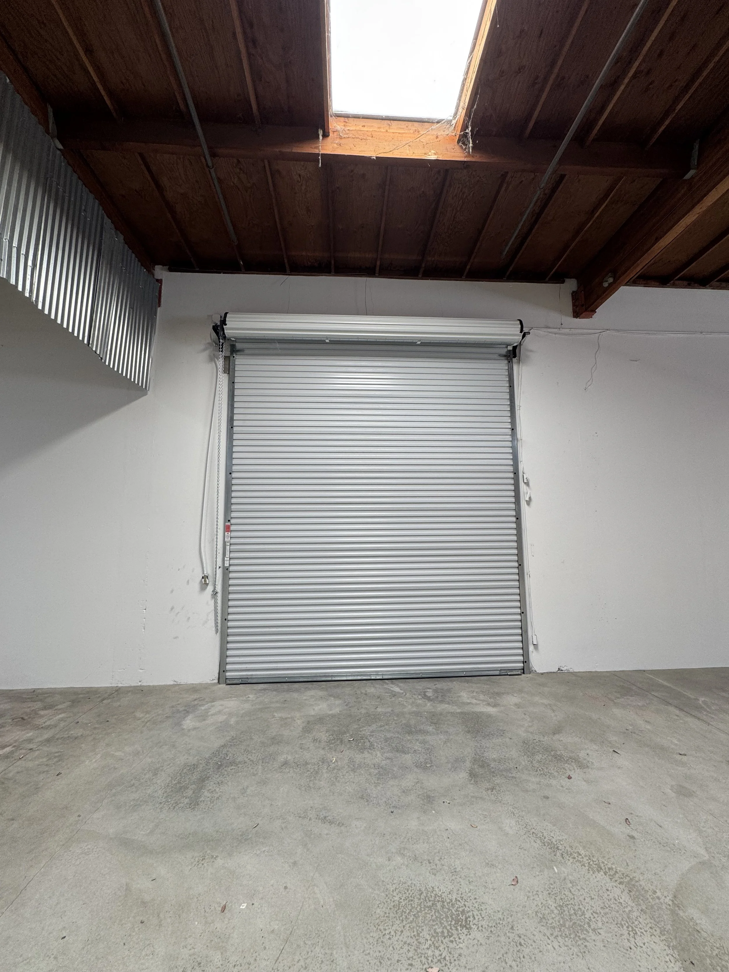 DBCI overhead door installed by R&S Concord in Pleasant Hill, CA