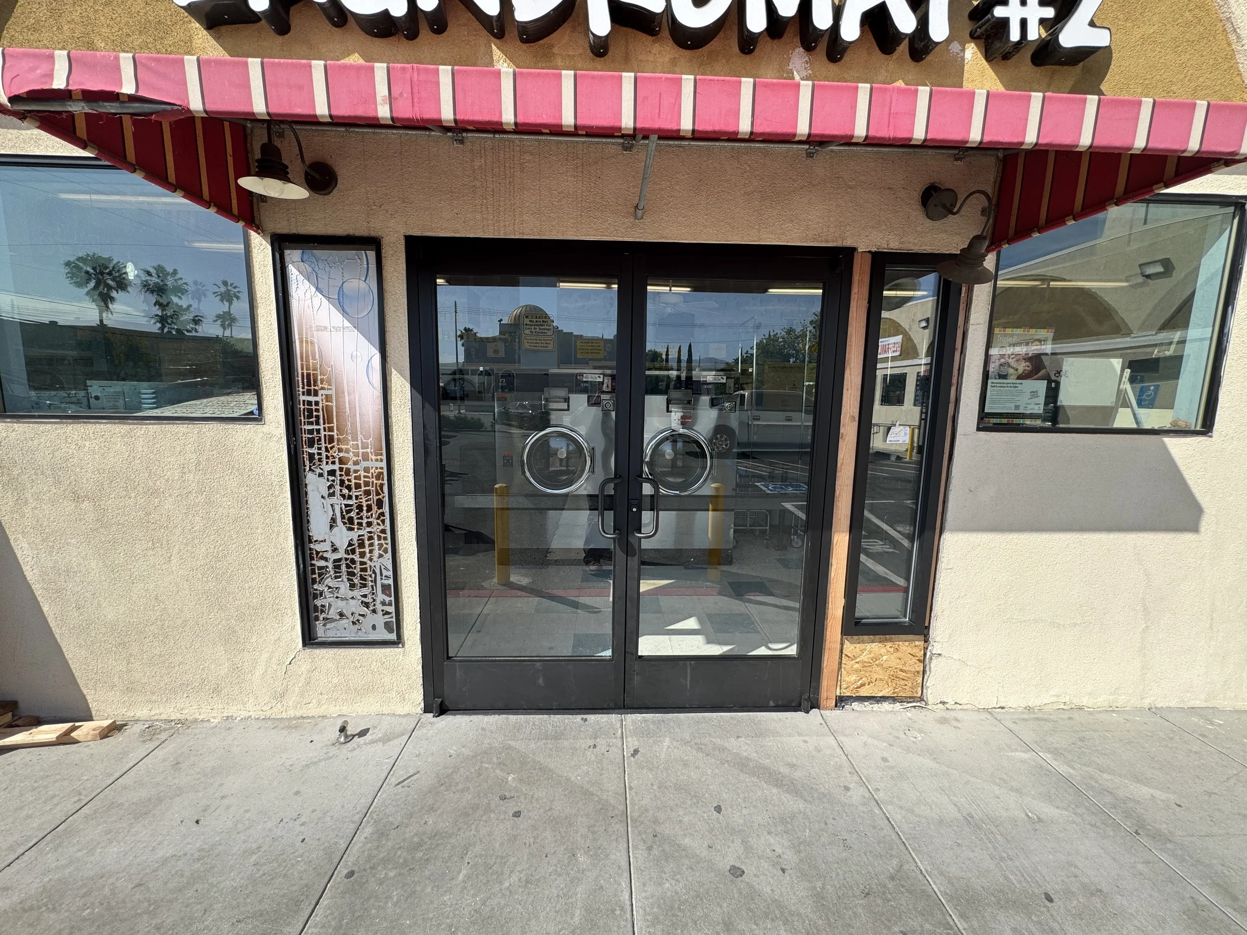 R&S Concord installed glass for the front door in Pittsburg, CA