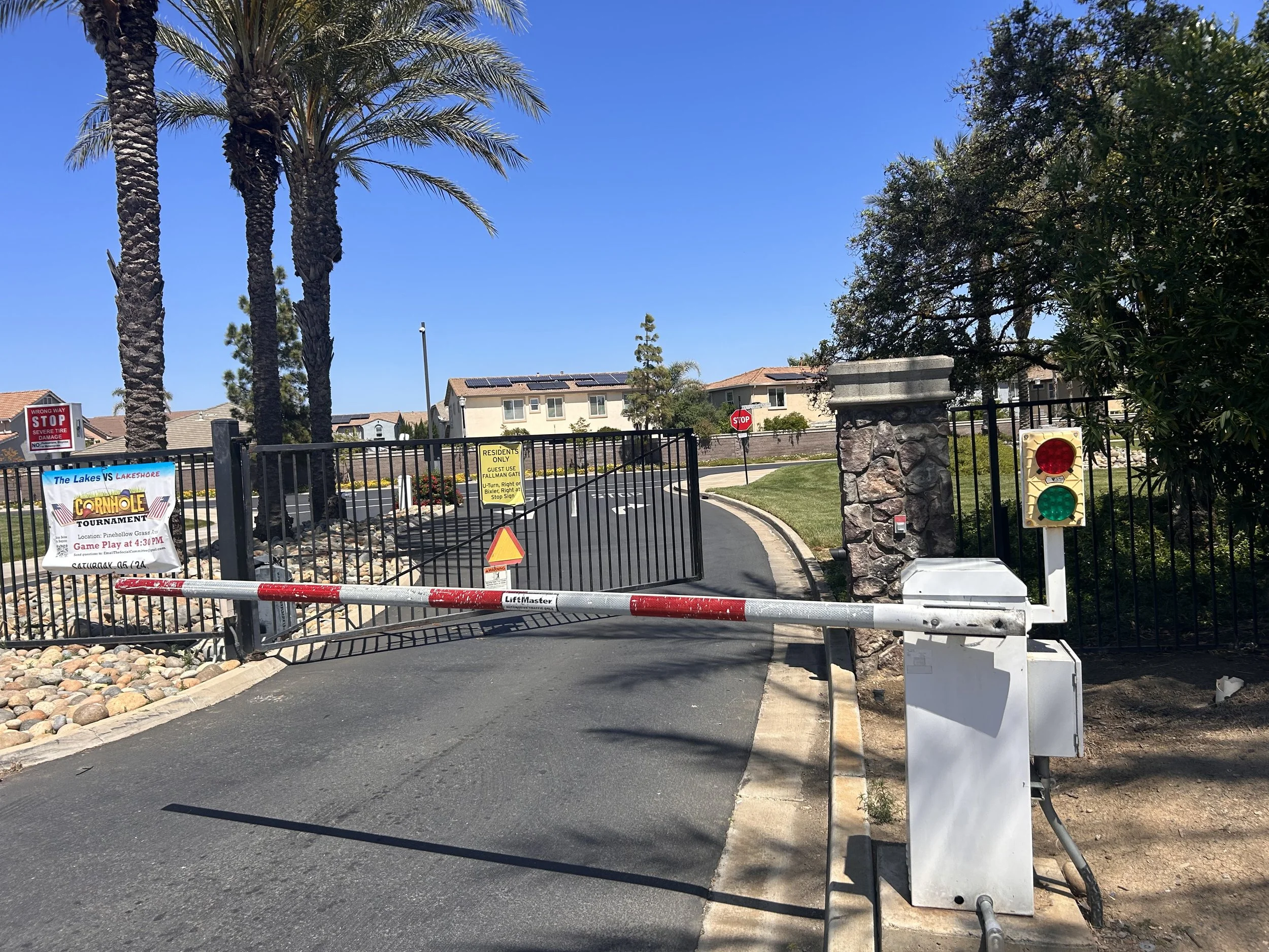 R&S Concord repaired a gate signal light in Discovery Bay, CA