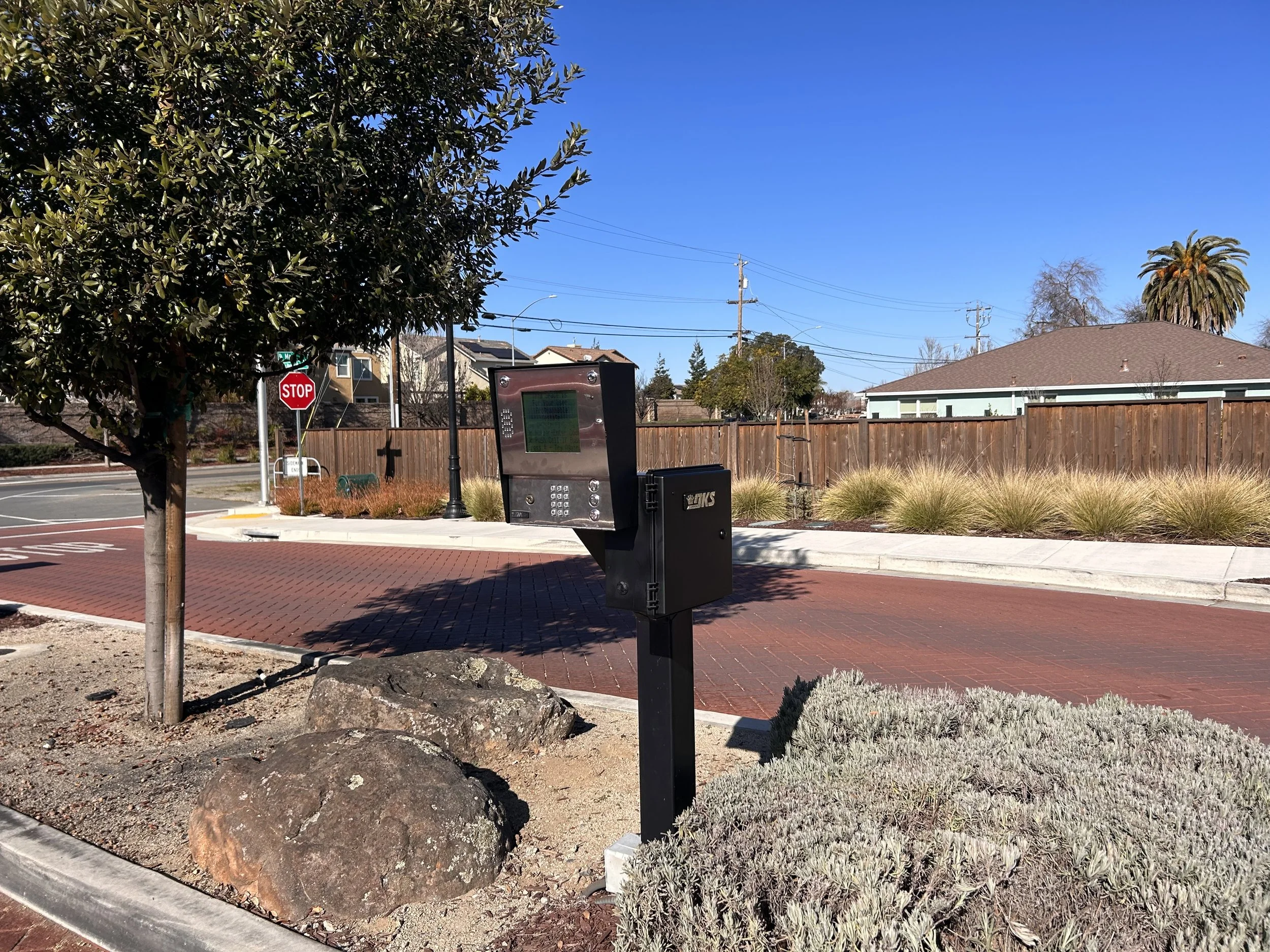 R&S Concord installed DoorKing control board for entry system in Oakley, CA