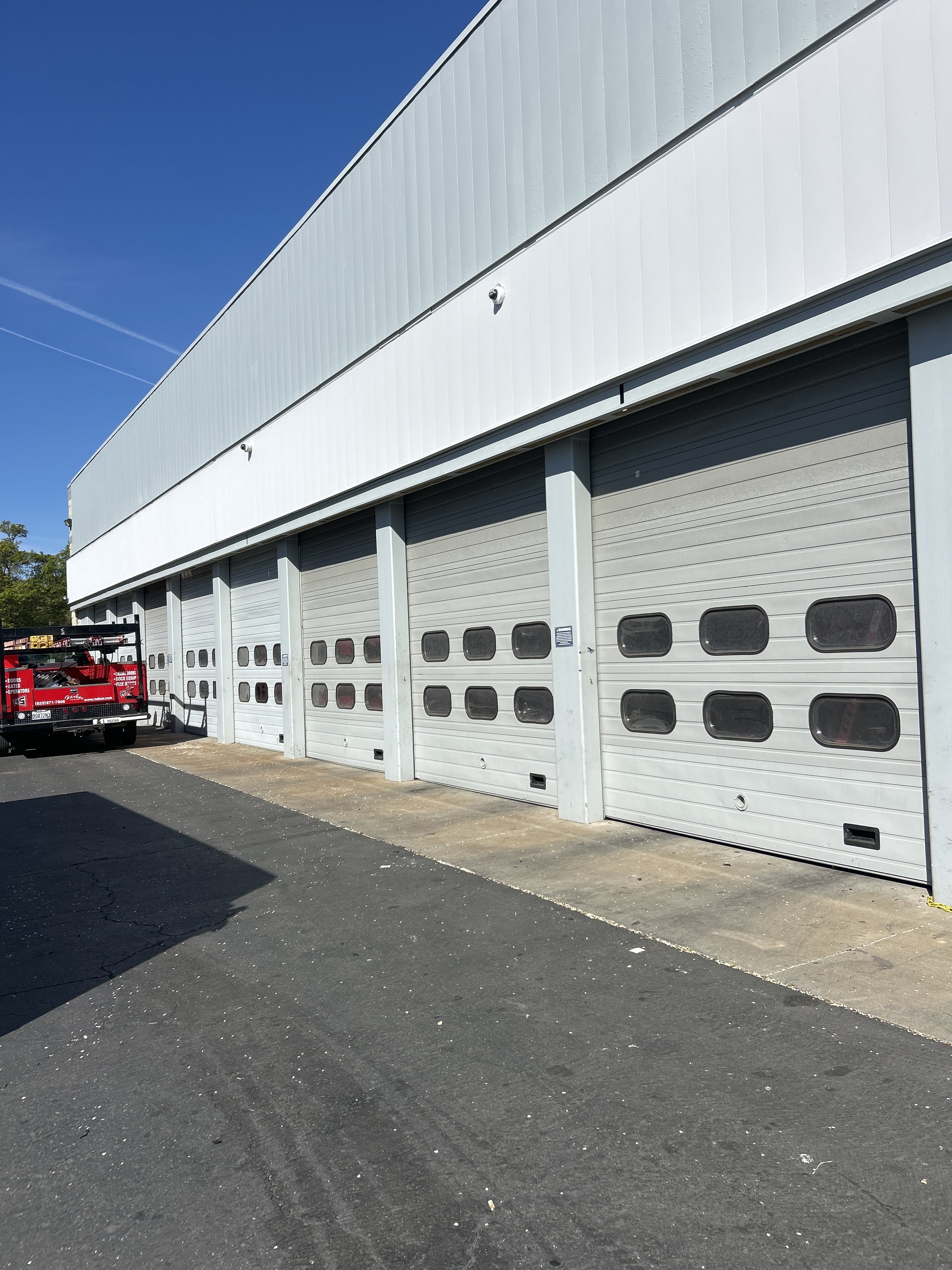 R&S Concord preventative maintenance service on sectional doors