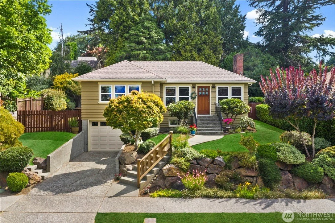 6844 46th Ave NE, Seattle