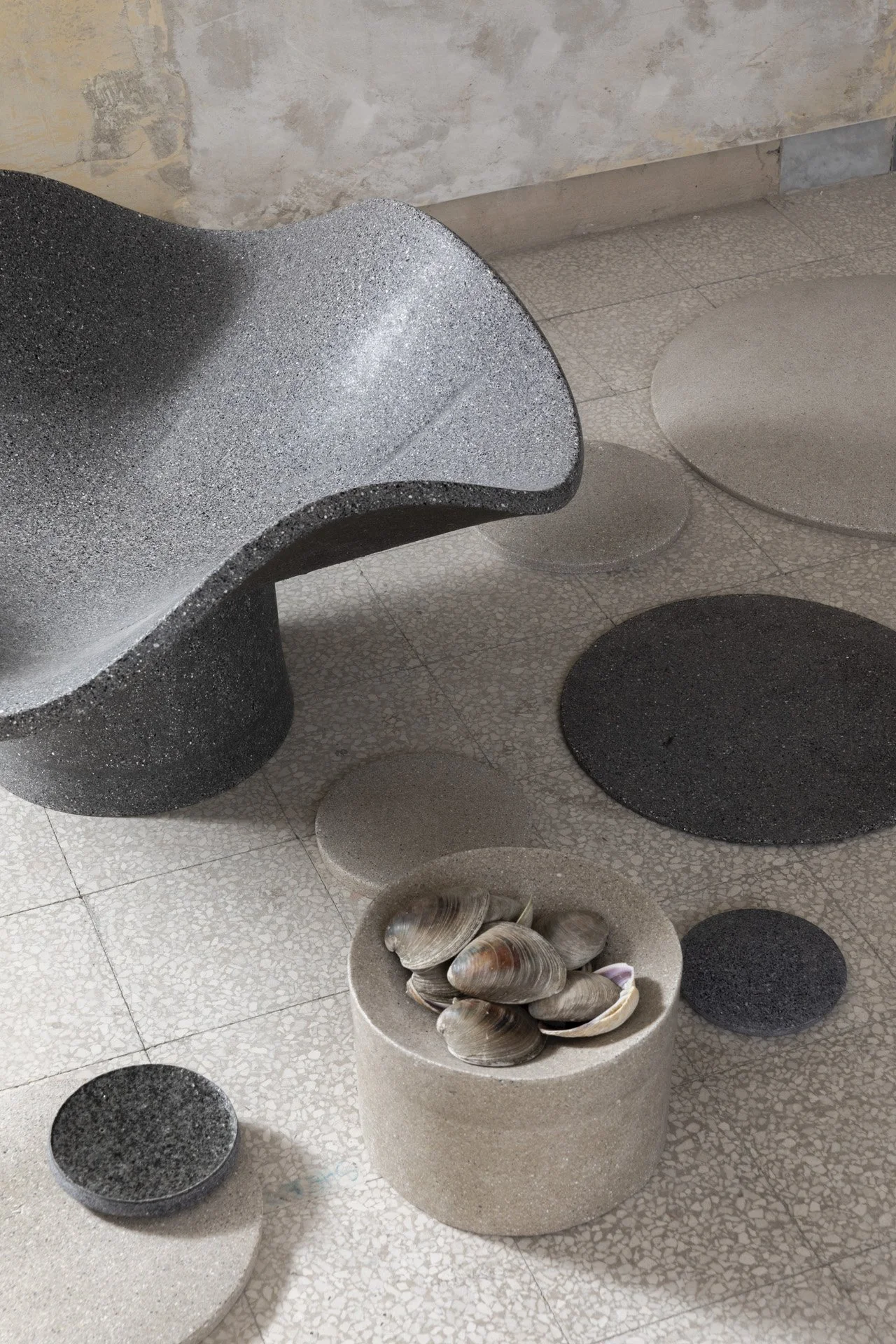 Shellf Life Ripple basin in mussel, oyster, quahog colorway alongside post-consumer quahog shells. Handmade in Providence, Rhode Island.