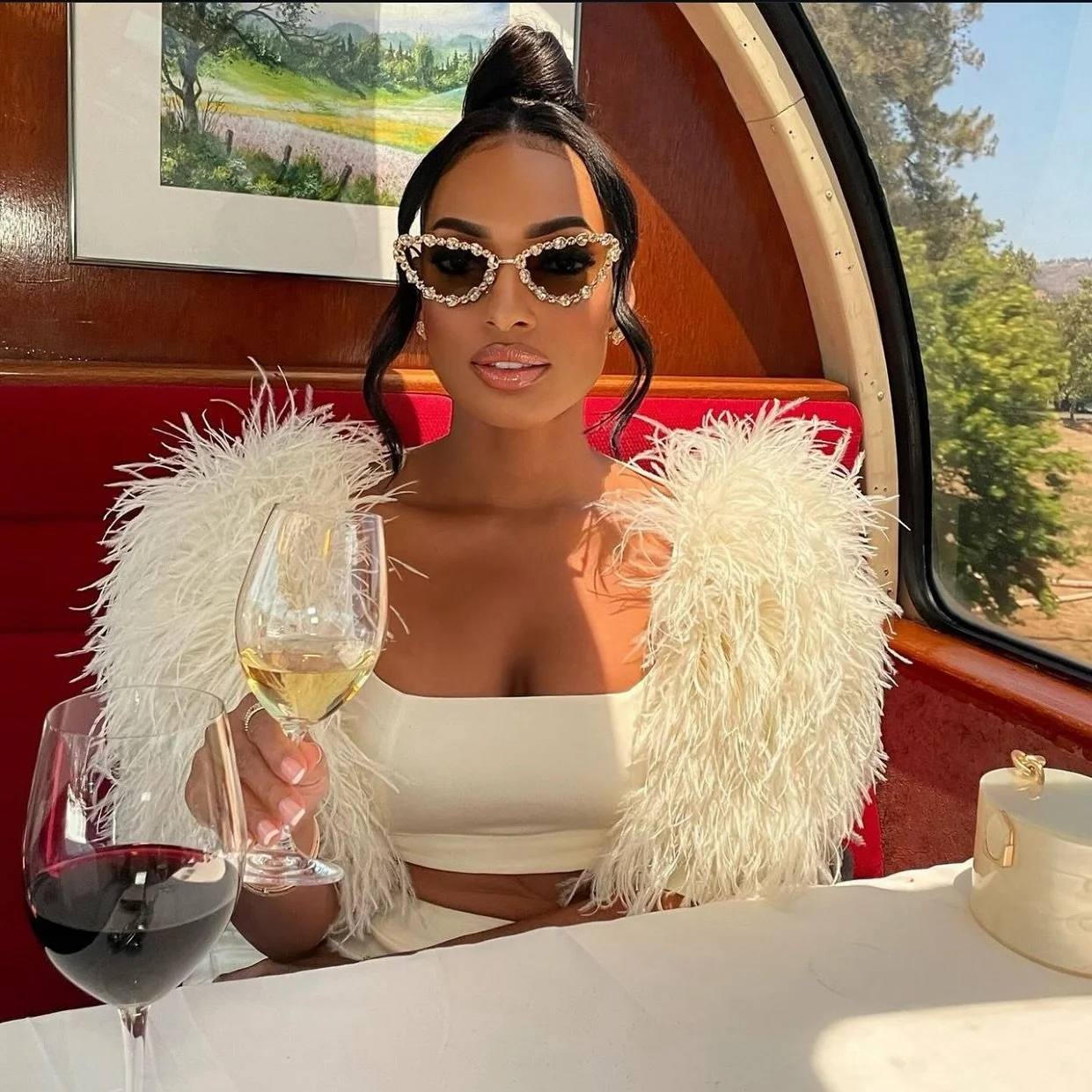 It&rsquo;s Summer and #napavalleywineries are calling our names ! @lesa.milan is setting the tone for how summer should look, what are you plans for this summer baes ? 

Muse @lesa.milan 
Restaurant #somewhereamazing in Napa 

BLACK WOMEN WHO DINE

T