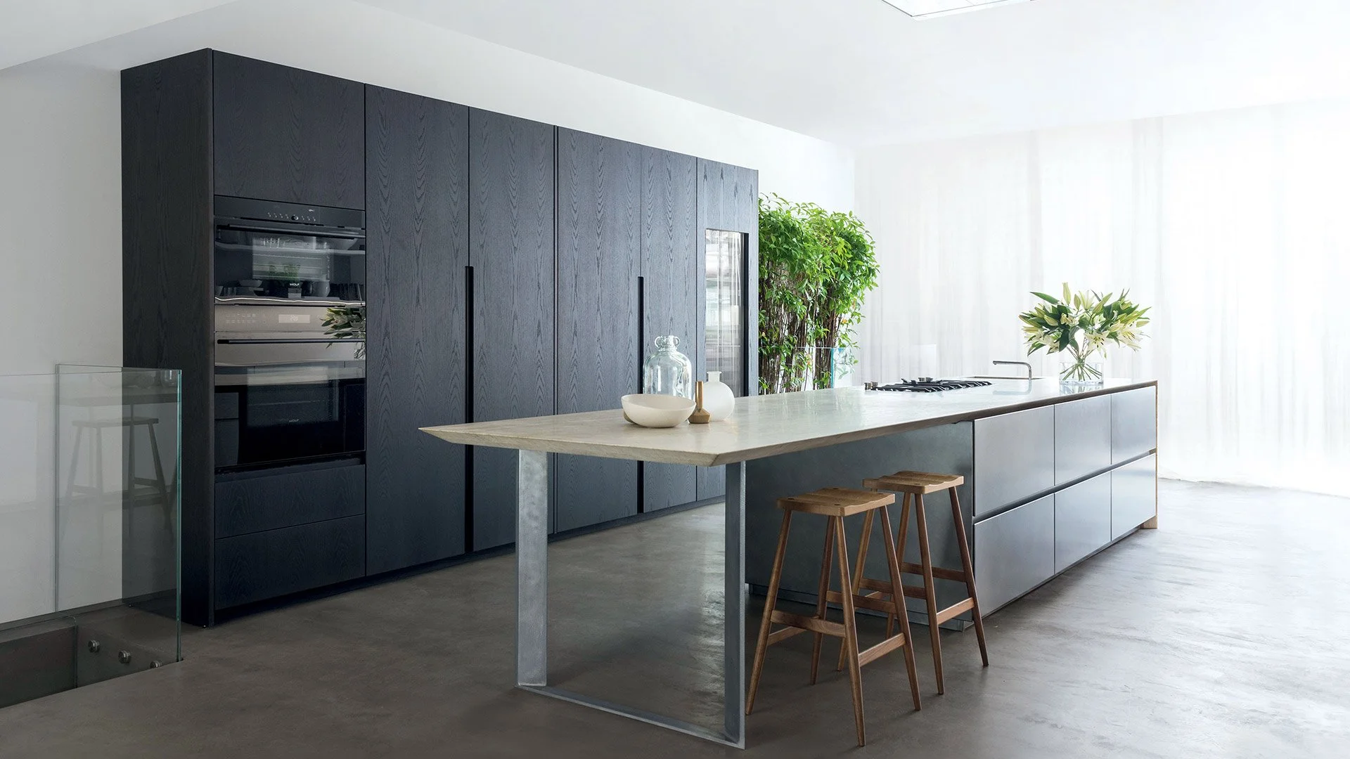Knife edge detail kitchen27.jpg