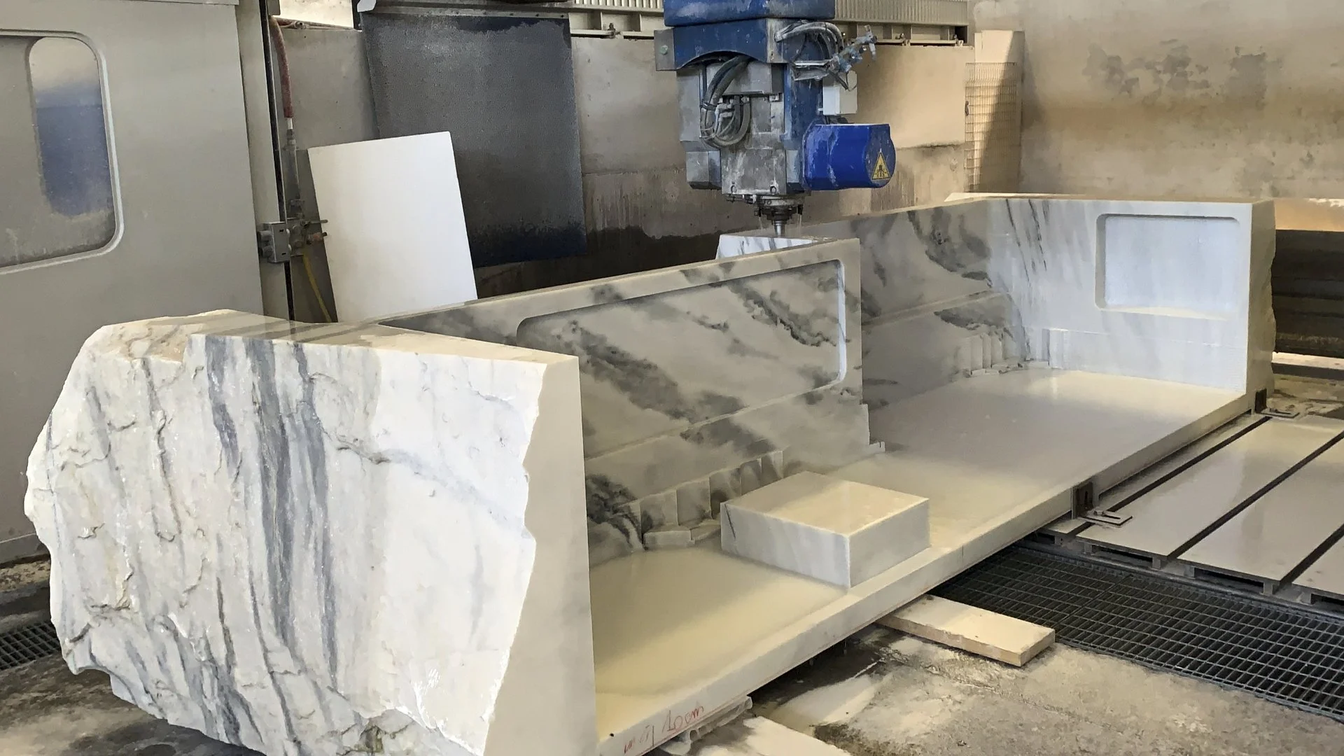 KITCHEN-ISLAND-SOLID-BLOCK-9-572.jpg
