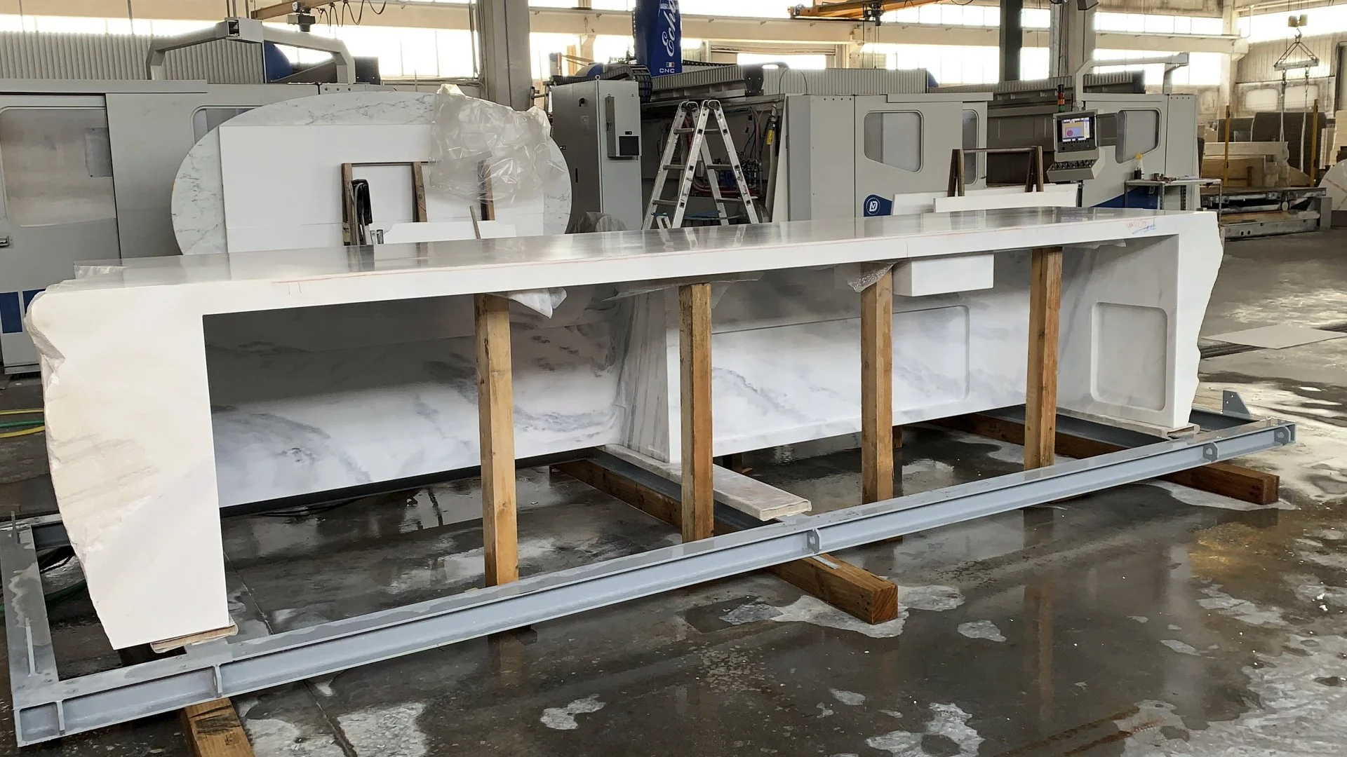 KITCHEN-ISLAND-SOLID-BLOCK-12-575.jpg