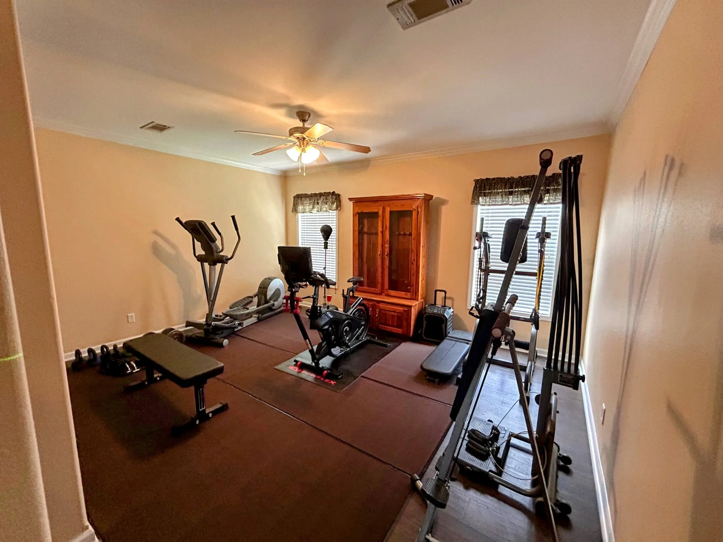 gym 2.jpg